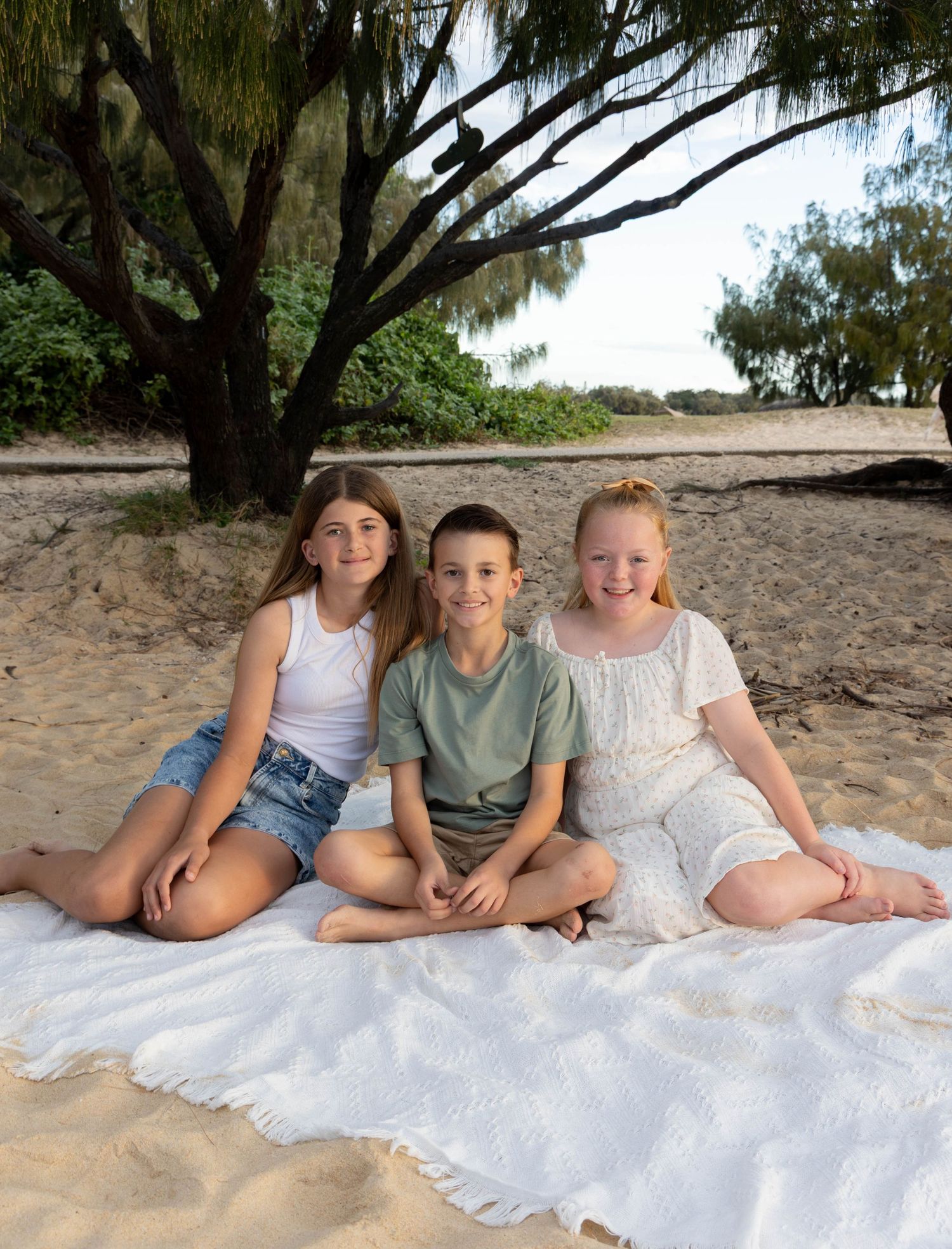 Family photos at the beach.