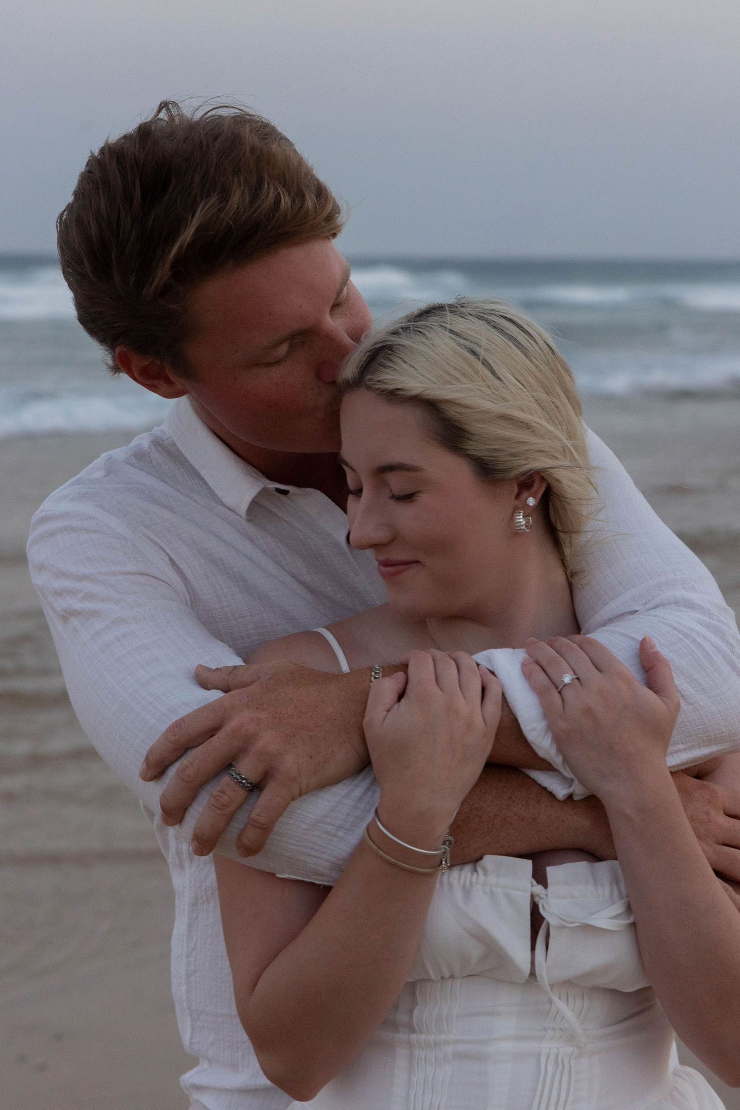 Engagement photos at the beach.