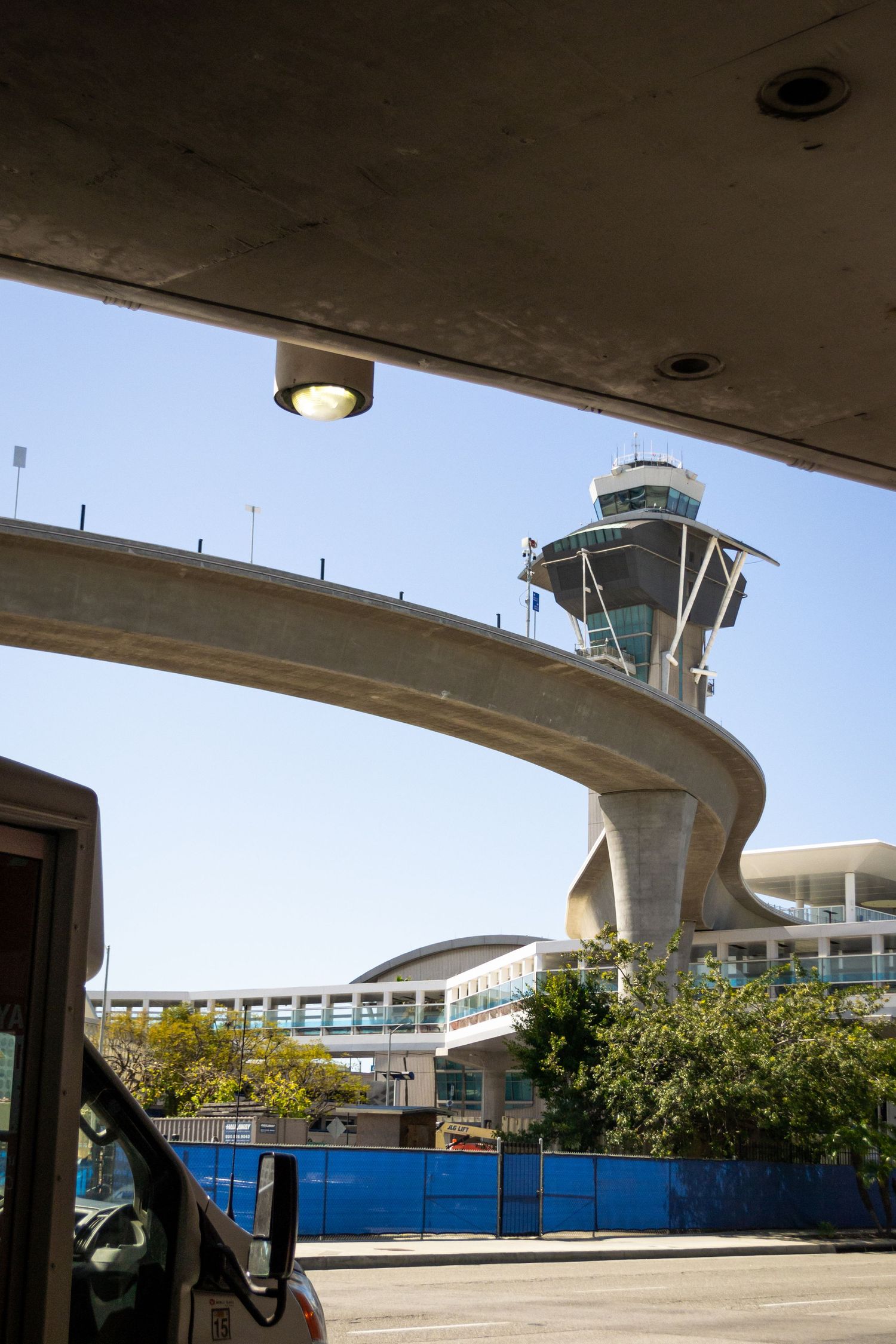 Photo of the ATC tower at LAX.