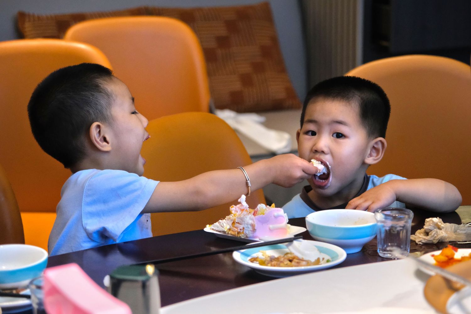 adoption reunion photography fotograaf nederland china event evenement deventer