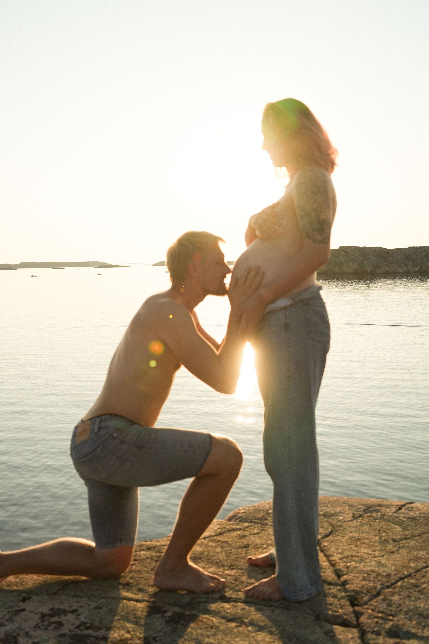 Isabelle och Fritiof, tagen av Dorothea Schander, fotograf på Hajpad AB. Gravidfotografering