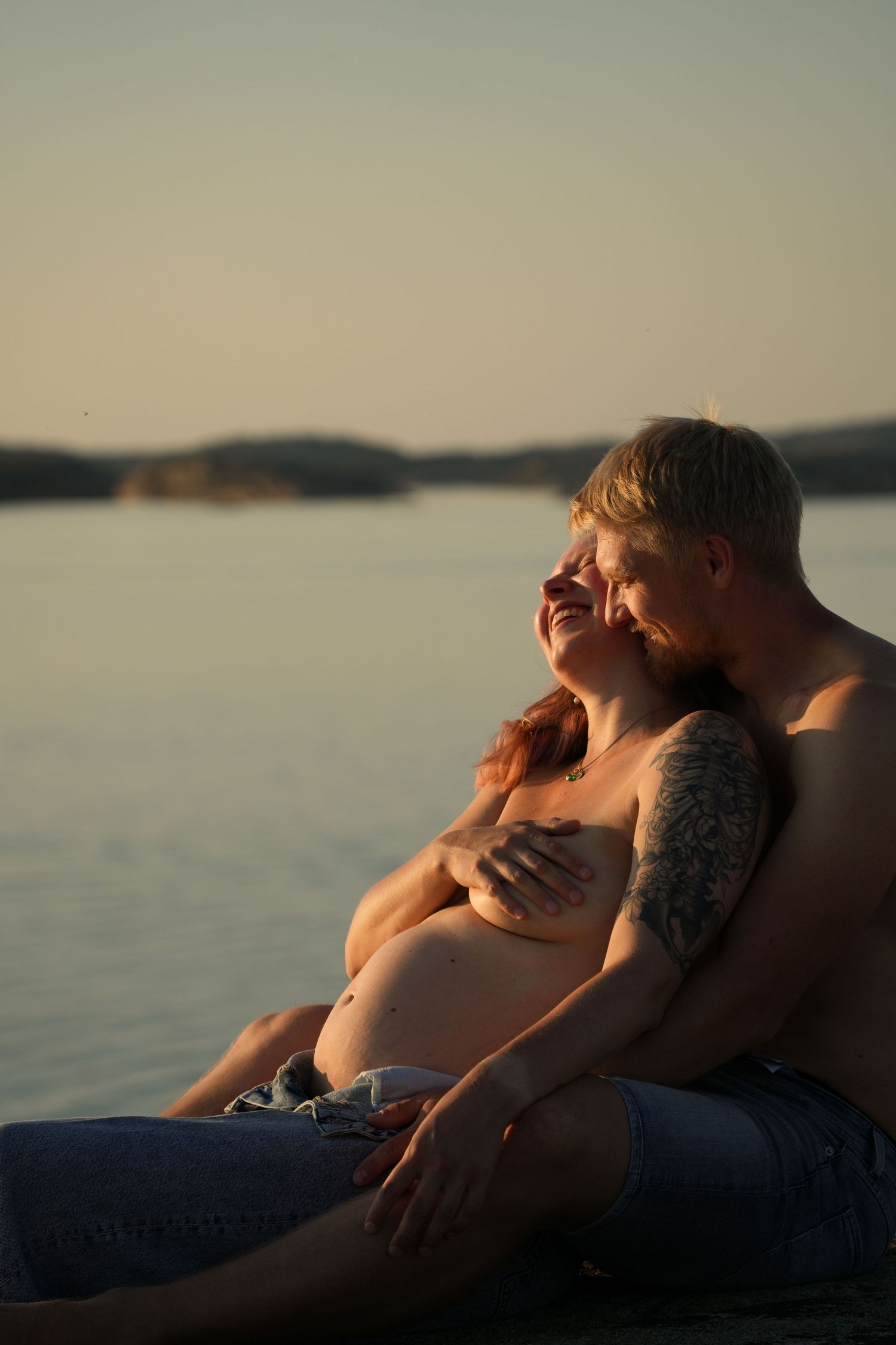 Isabelle och Fritiof, tagen av Dorothea Schander, fotograf på Hajpad AB. Gravidfotografering