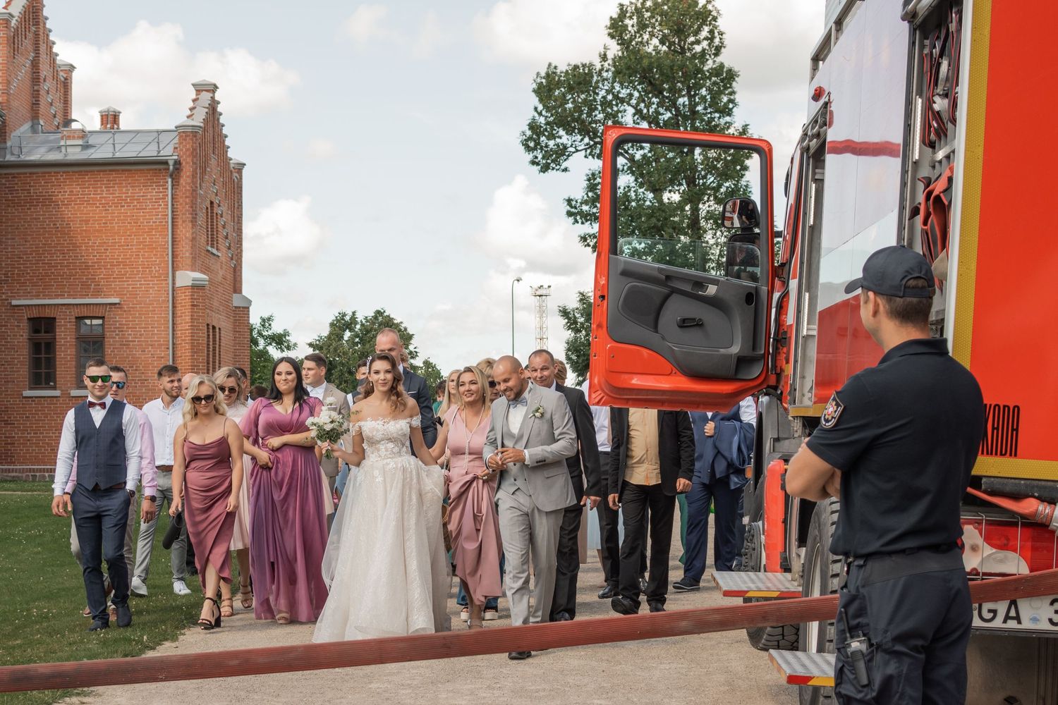 Vestuvių fotografija – tikros emocijos