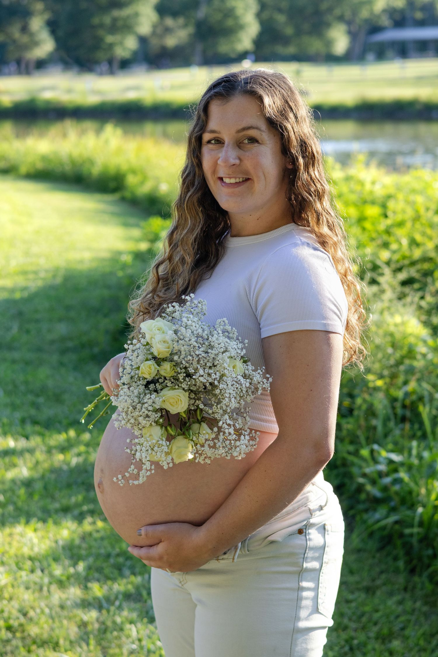 Creative maternity photos in NC