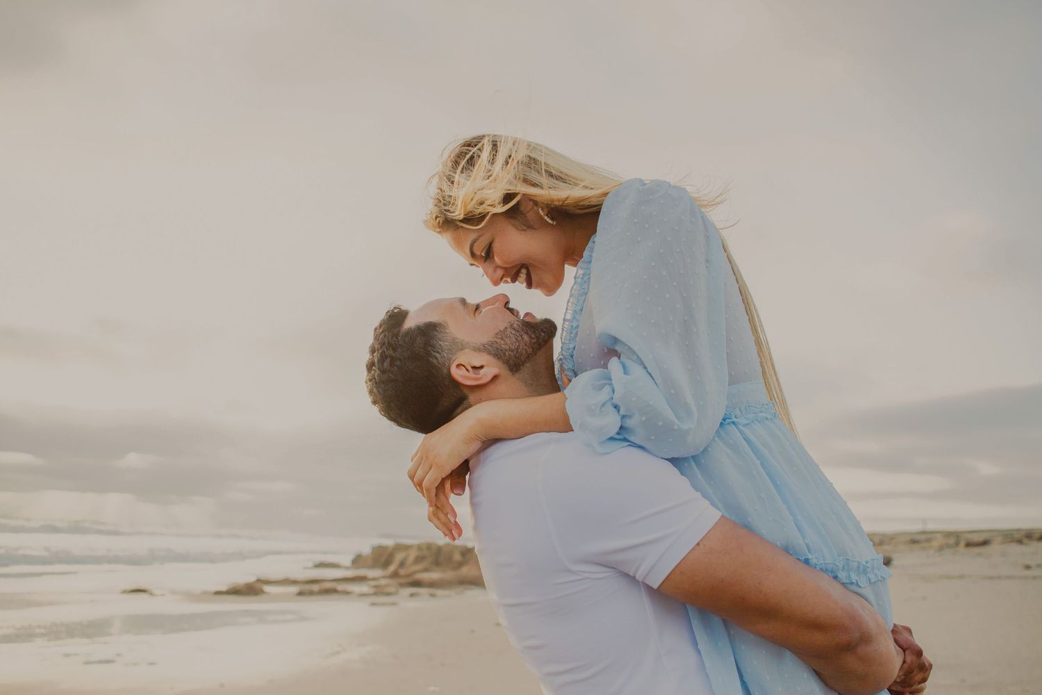 Pareja en la playa
