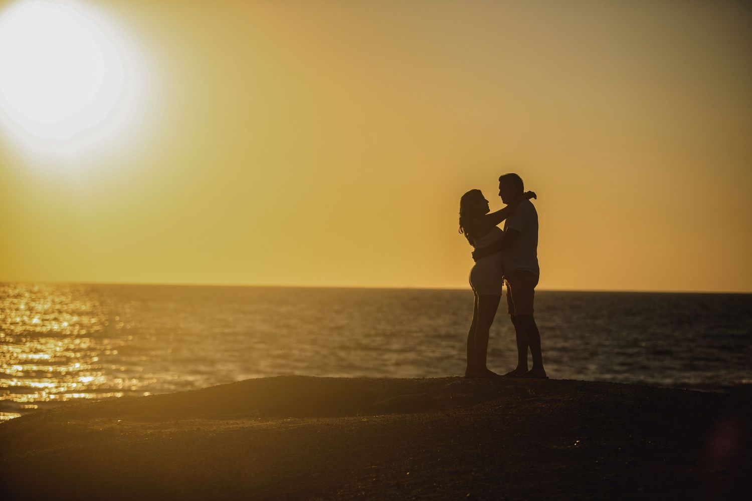 Pareja en la playa