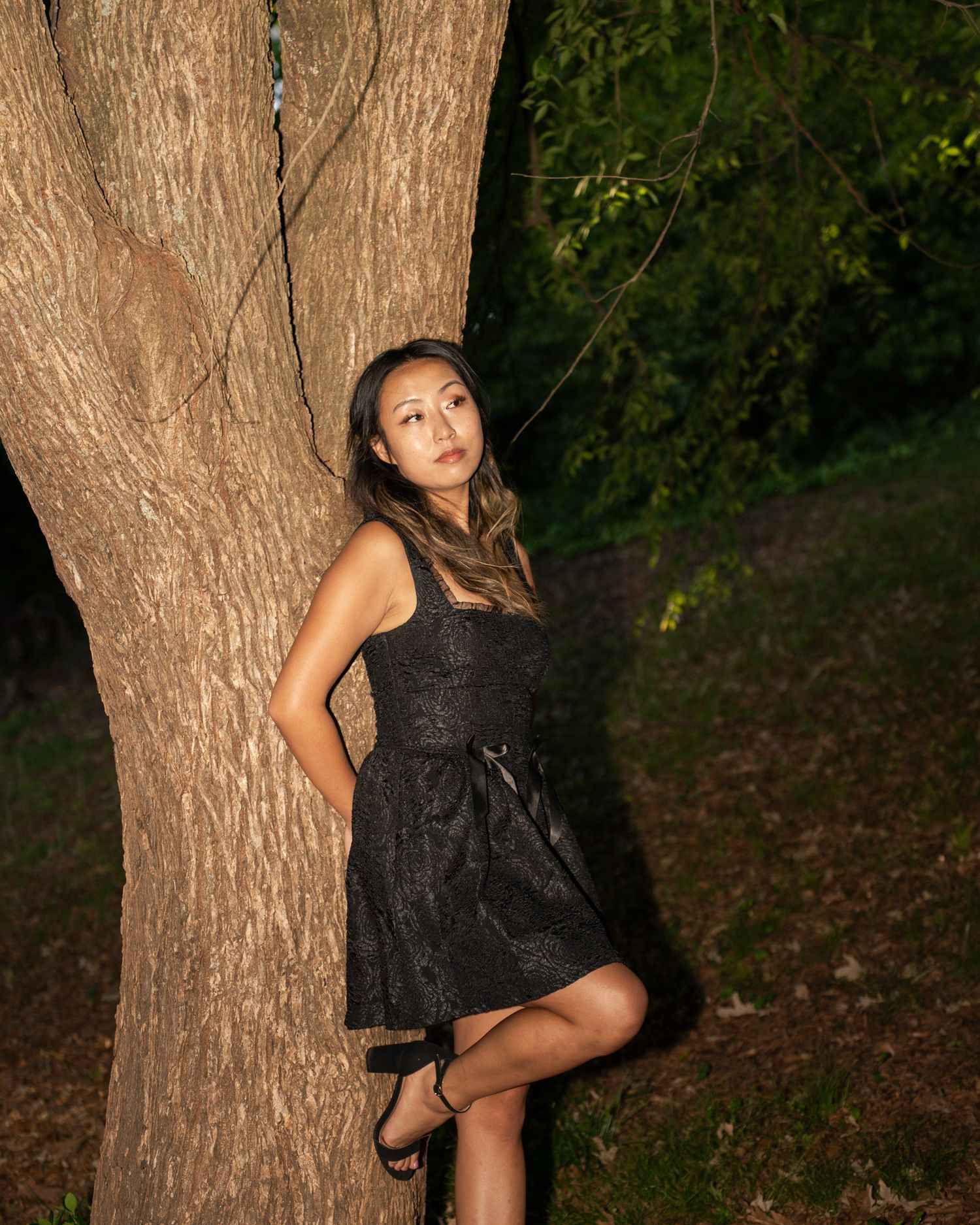 Portrait Photo at Perkerson Park in Atlanta, GA with tree and black dress