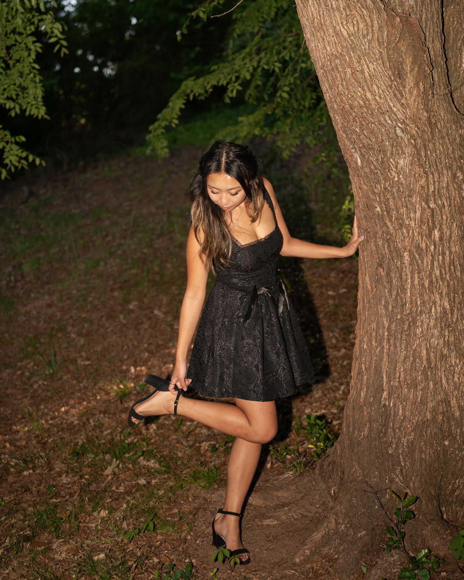 Portrait Photo at Perkerson Park in Atlanta, GA with tree and black dress