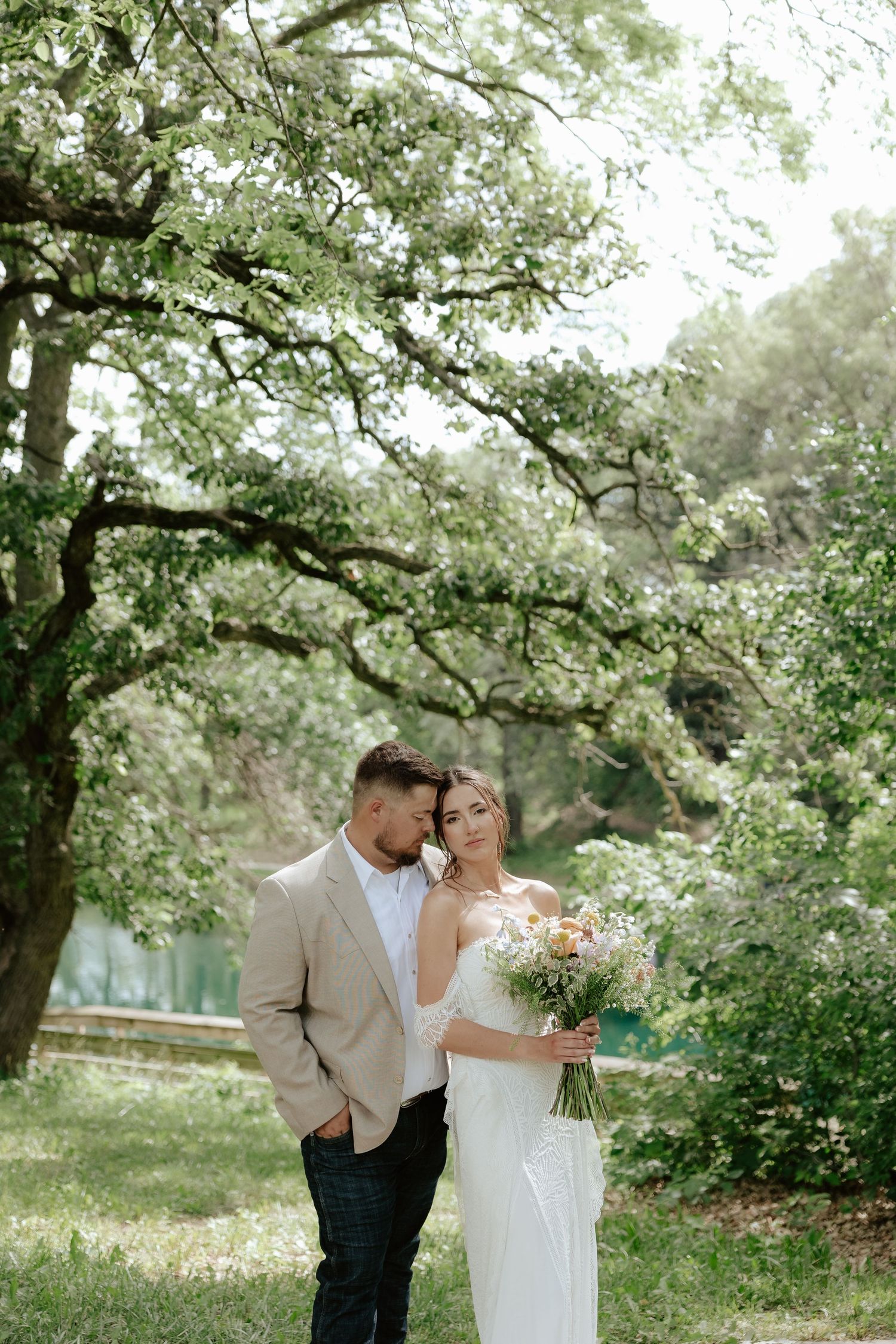 Wedding at Mallet Lodge, Lincoln nebraska Wedding photographer