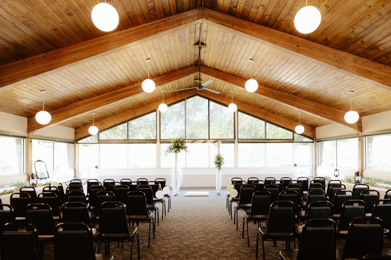 Mallet Lodge wedding photos, wedding venue in Platte River State Park