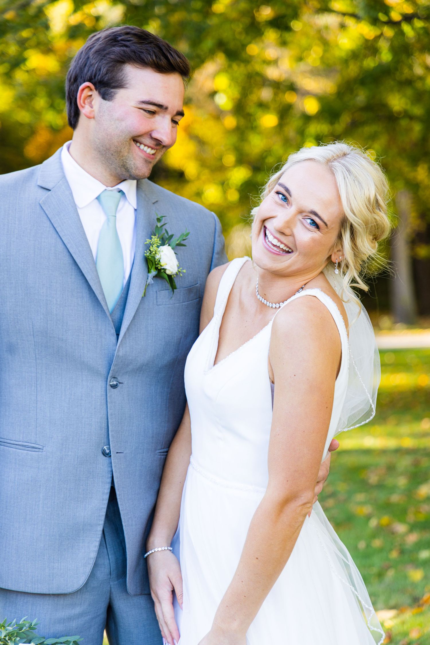 Meg Huenink Photography Milwaukee Wisconsin Wedding Photographer Contact Meg Huenink meghuenink.com