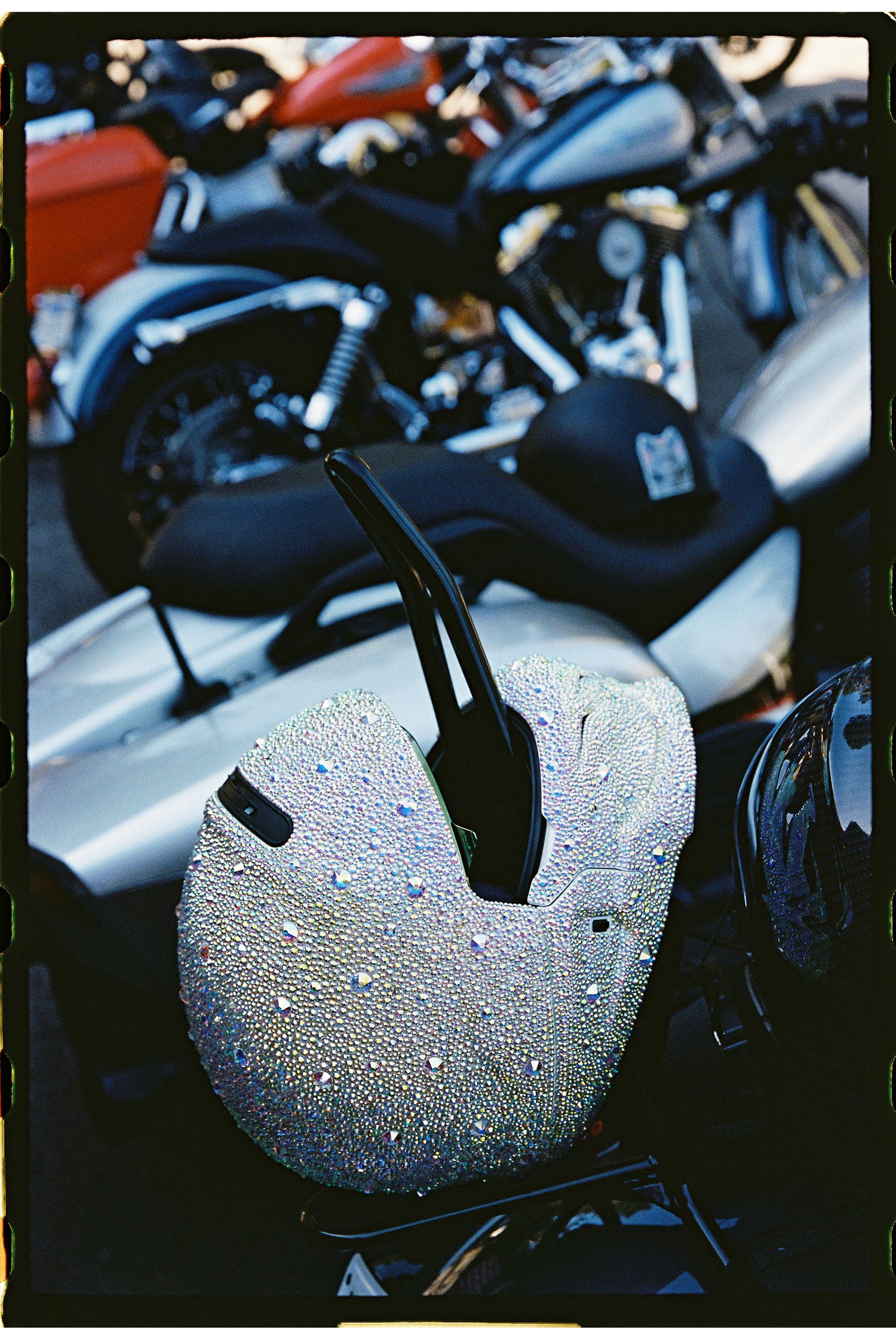Glamour motorcycle helmet