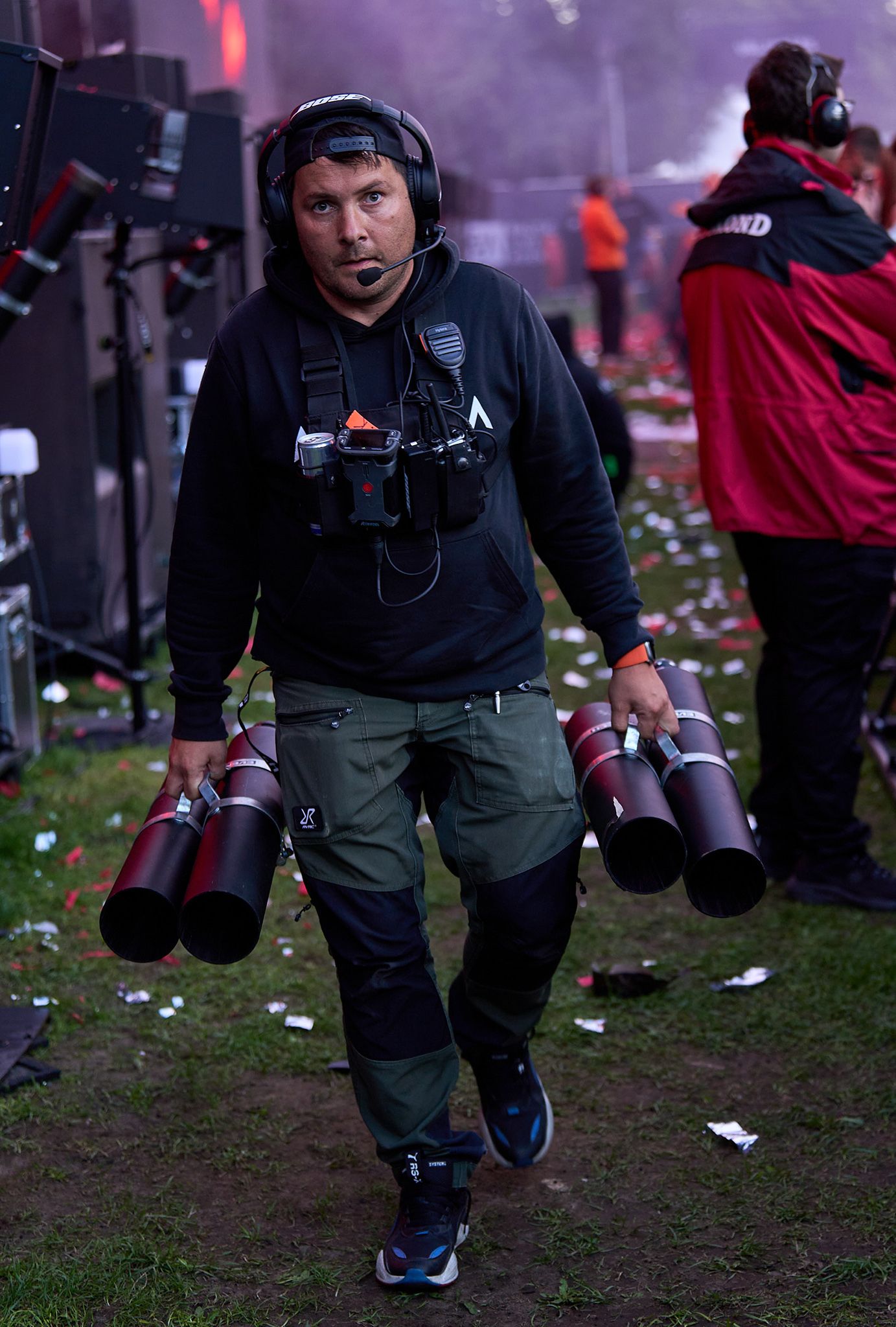 SFX, confetti, stadium shot