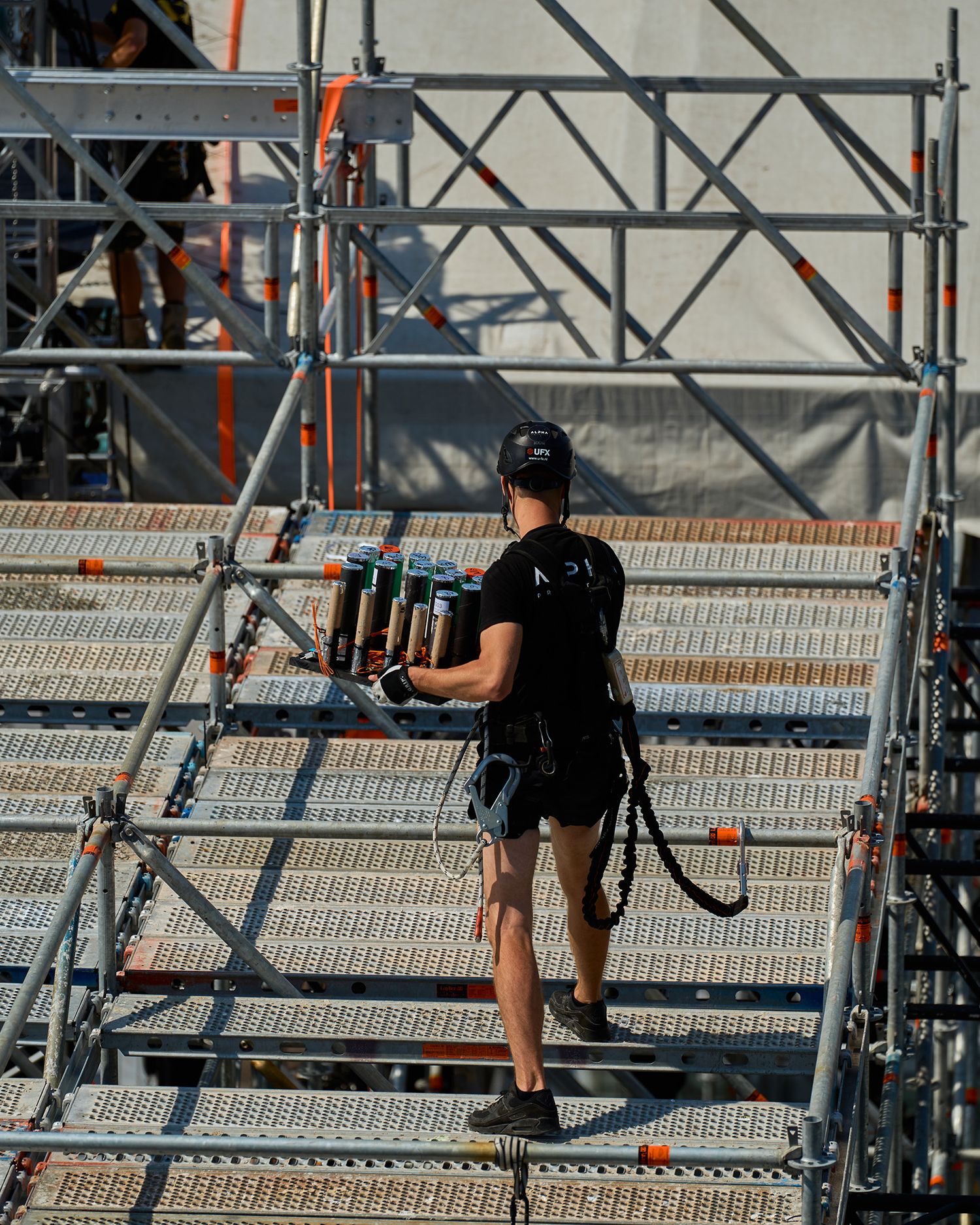 pyrotechnics, pyrotechnician, rigging, safety