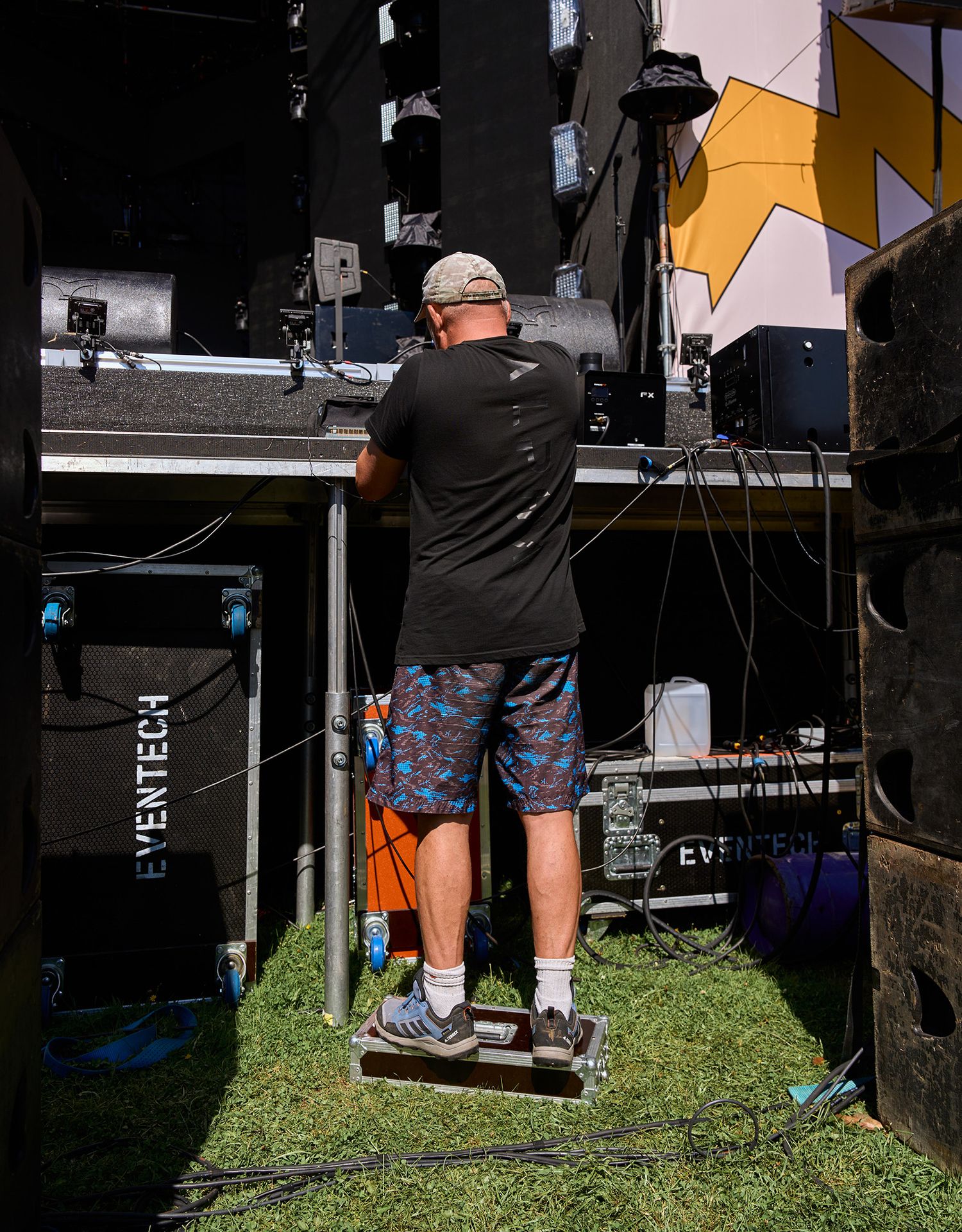 pyrotechnics, pyrotechnician