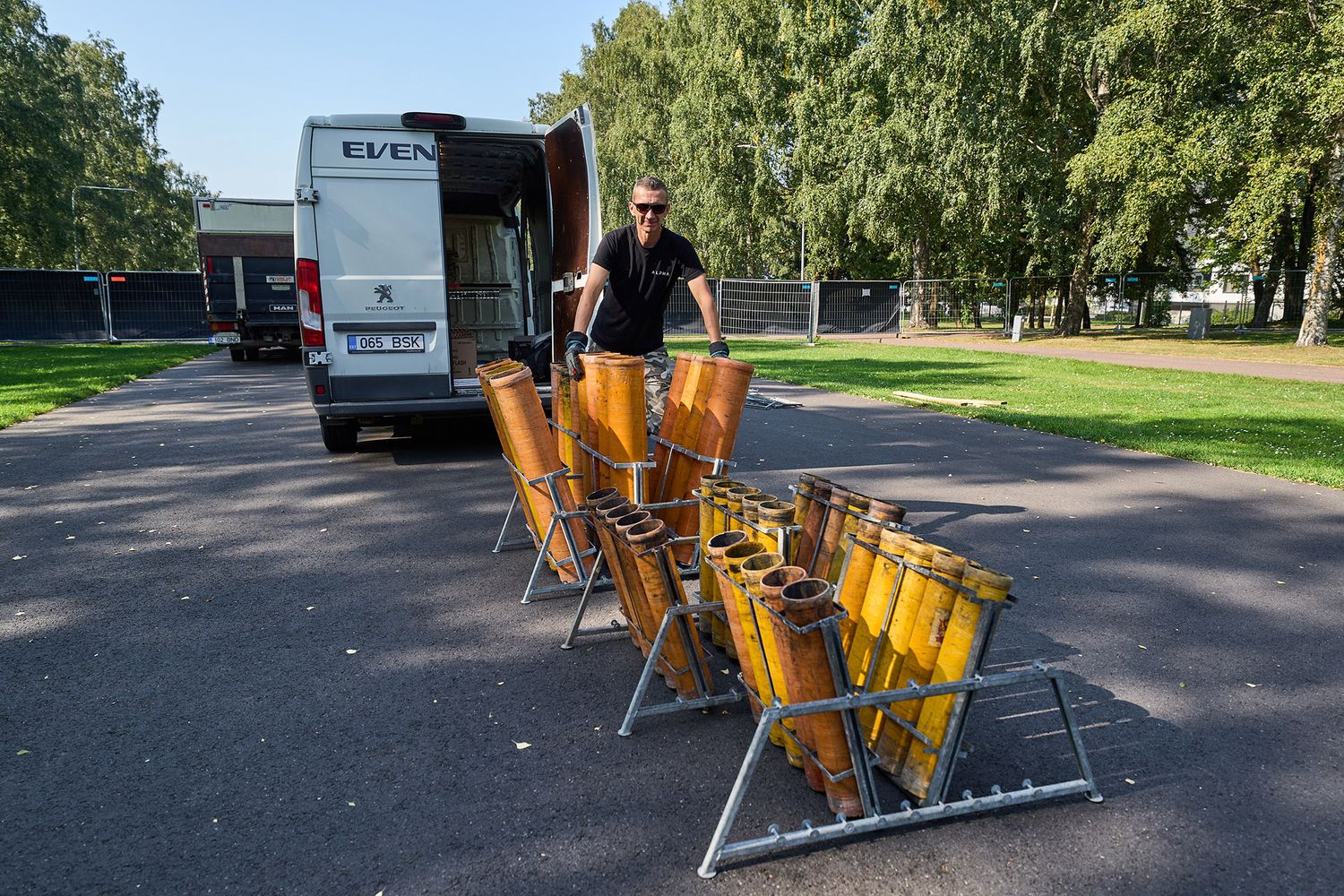 pyrotechnics, pyrotechnicians, fireworks