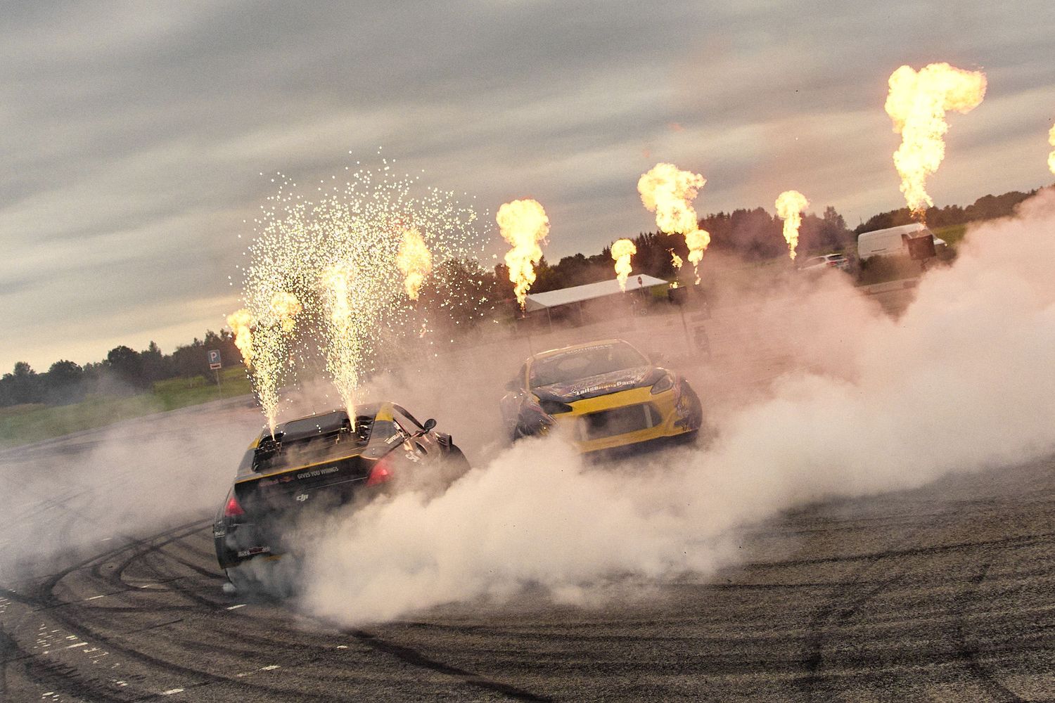 pyrotechnics, SFX, flames, drift, unibet