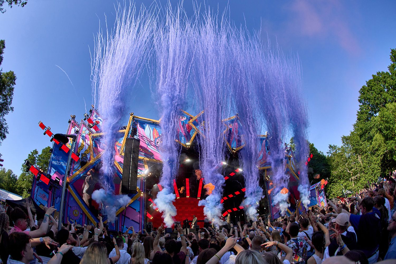 pyrotechnics, smoke mine, summer