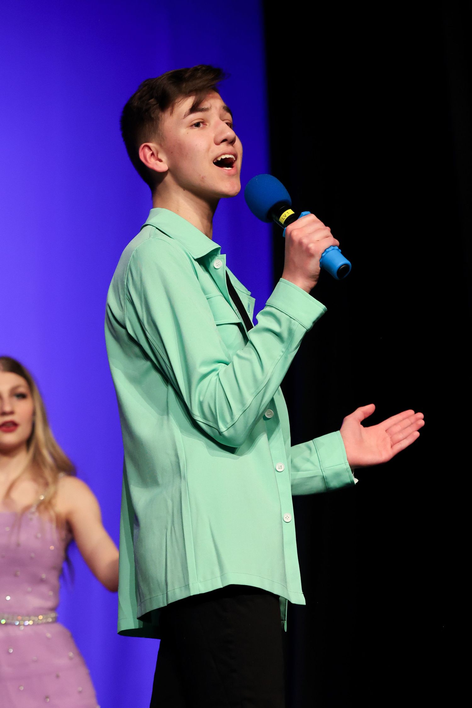 Show choir performer