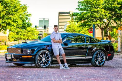 Senior photos Papillion Downtown Omaha mustang