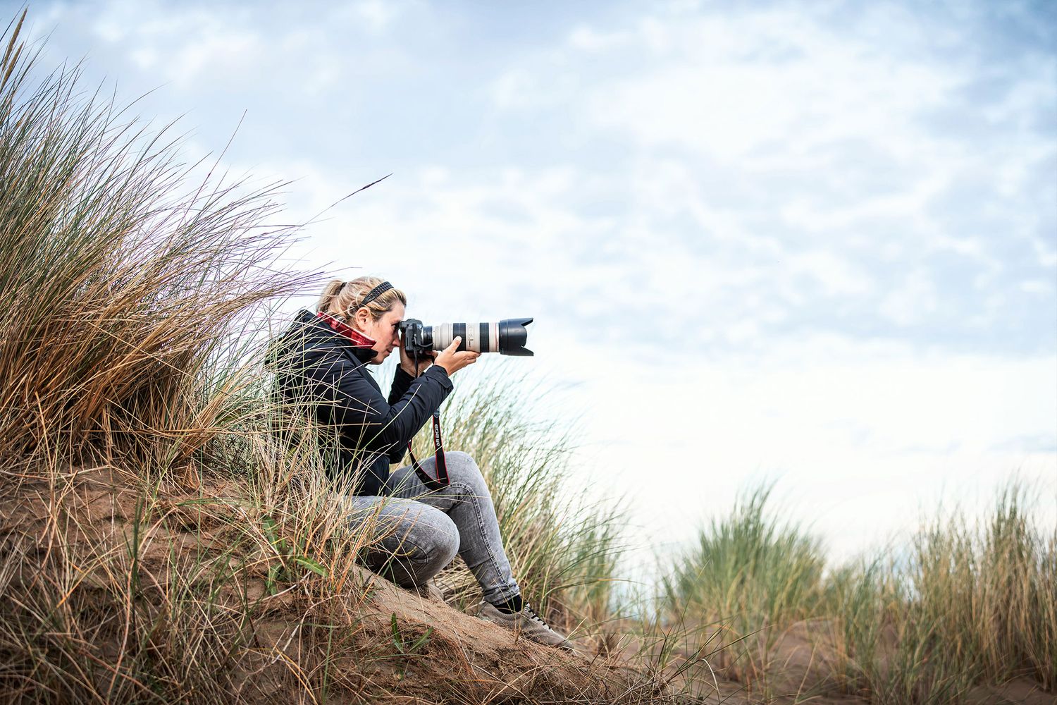 Behind the scenes: Melissa Raes van Tails of Time in actie als paardenfotograaf!