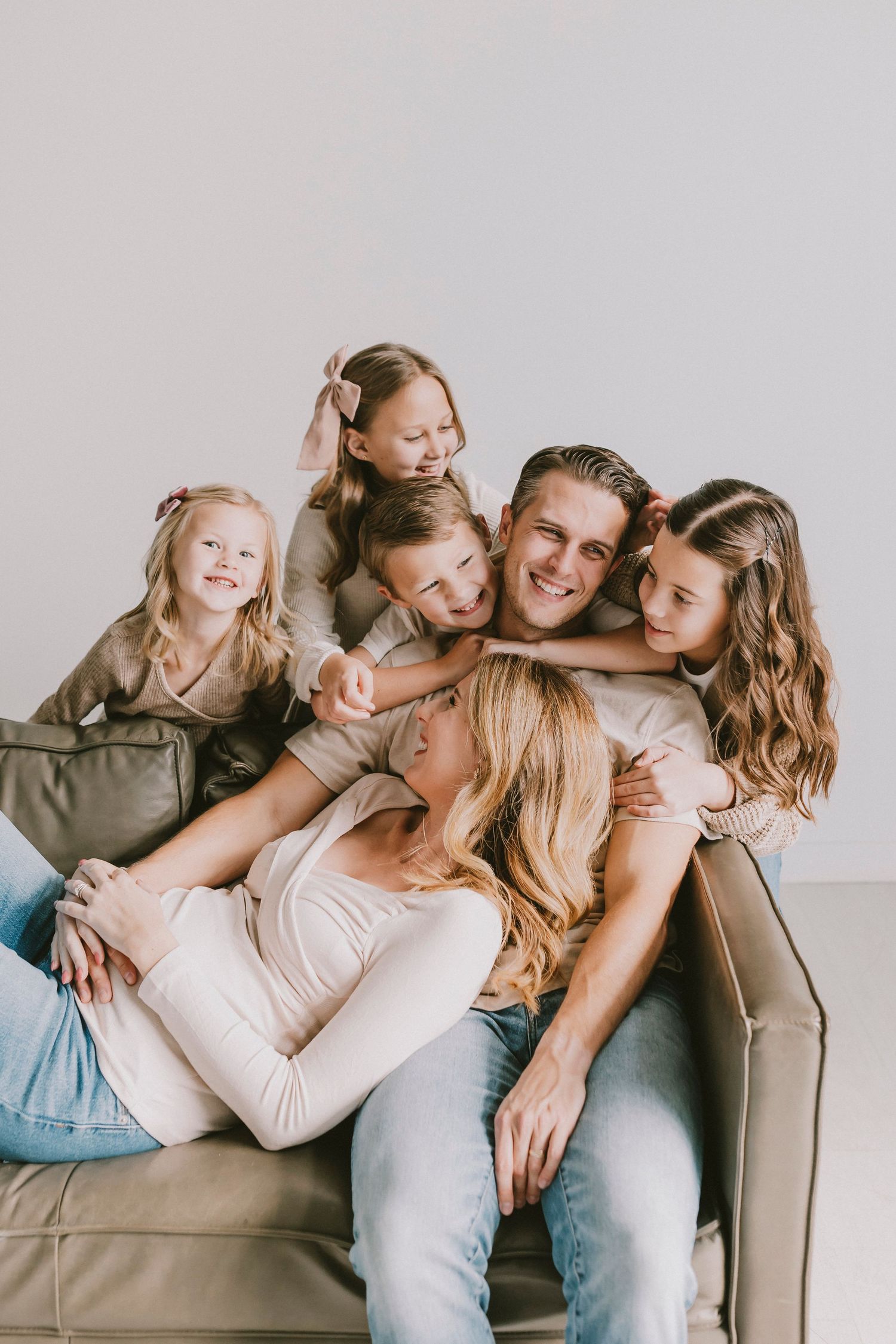 austin family photographer, maternity, lumen room