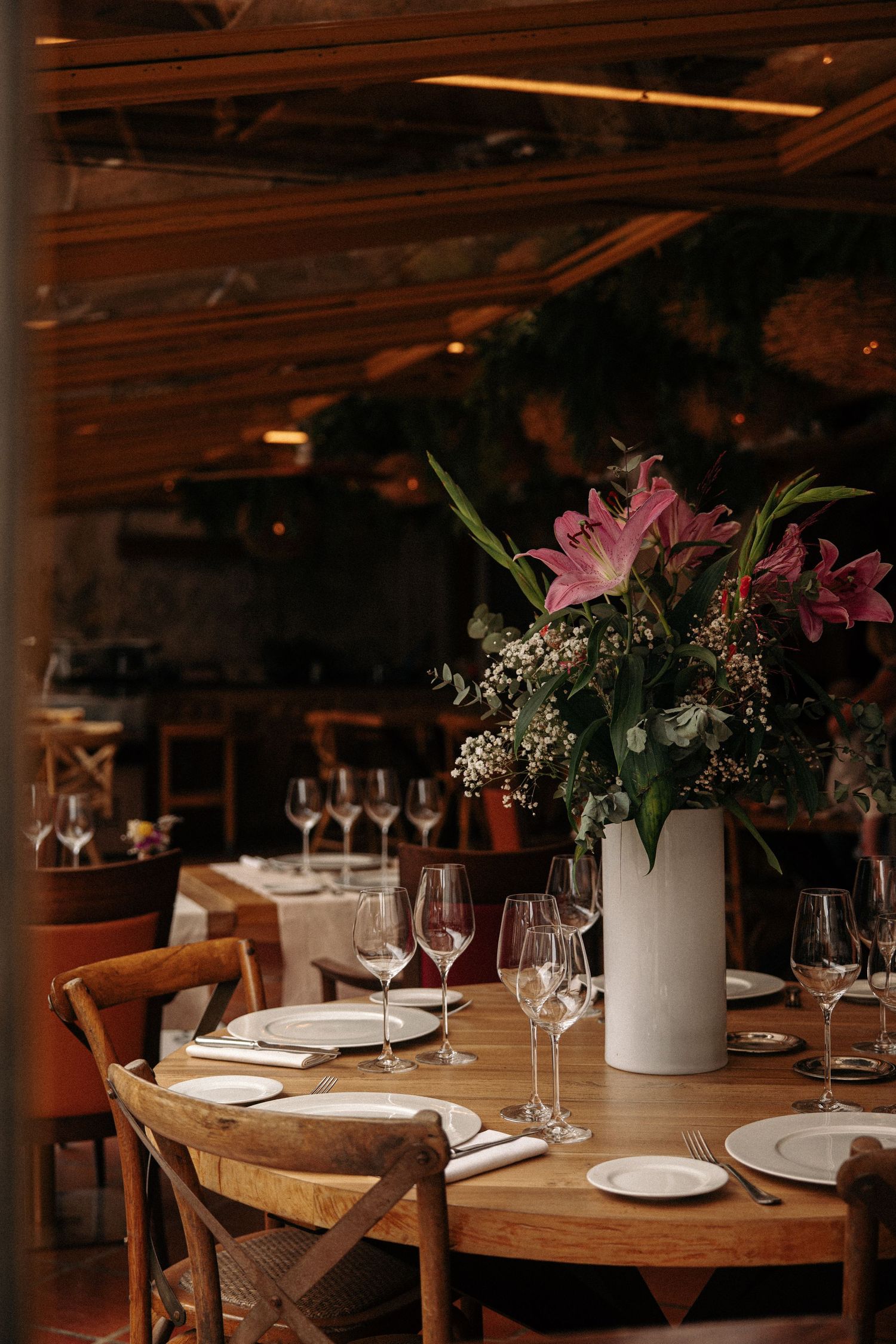 Table gastronomique photographié dans un restaurant à Bonifacio par une photographe culinaire.