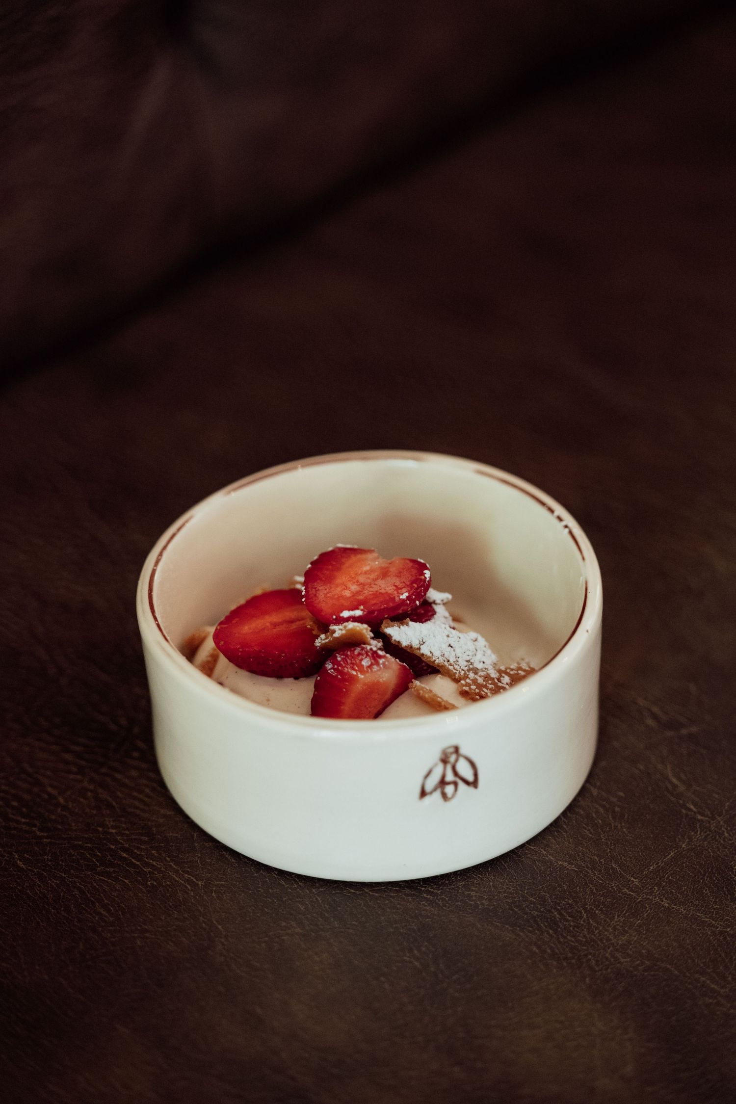 Mise en valeur des desserts du restaurant Aux Envies.