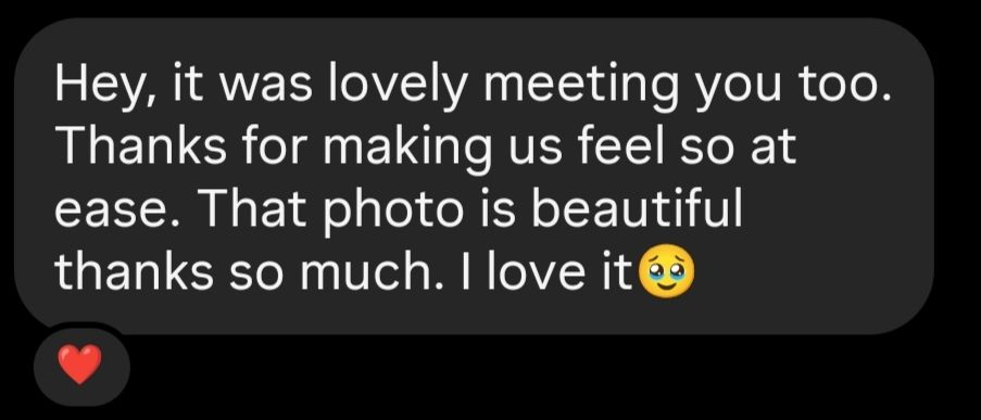 Screenshot of a heartfelt text message expressing gratitude for a lovely meeting and a beautiful photo.