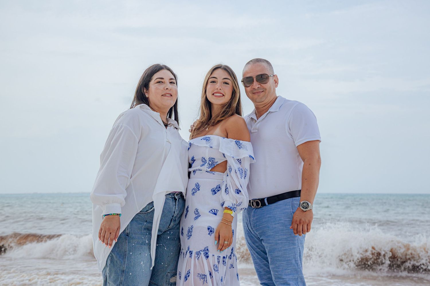 cancun photographer
cancun photo session
family beach photos
cancun vacation photography
rivieramaya photographer