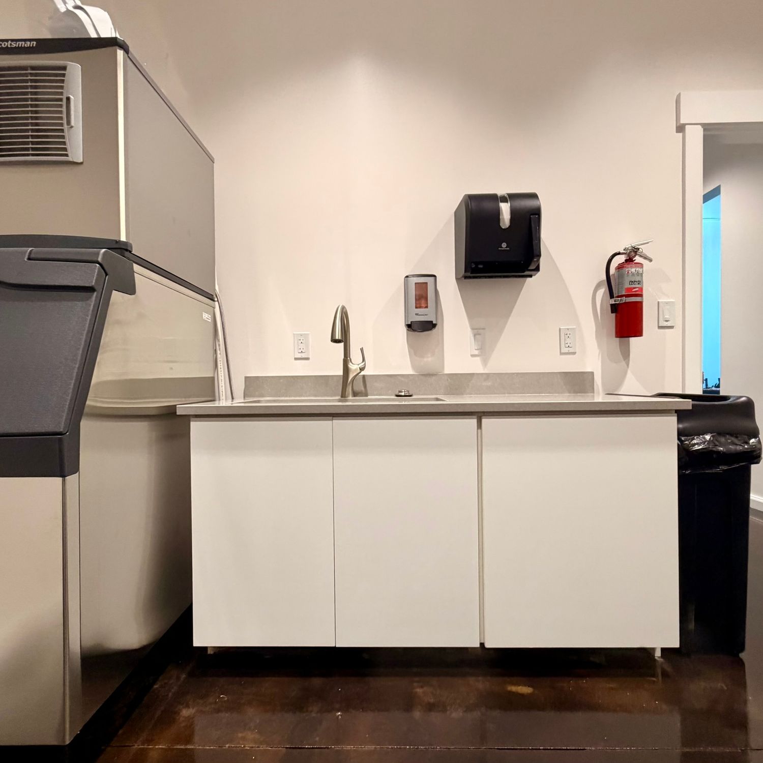 image of the prep kitchen at The Southern Chateau Wedding Venue in Payson, Utah County, Utah, and its large sink