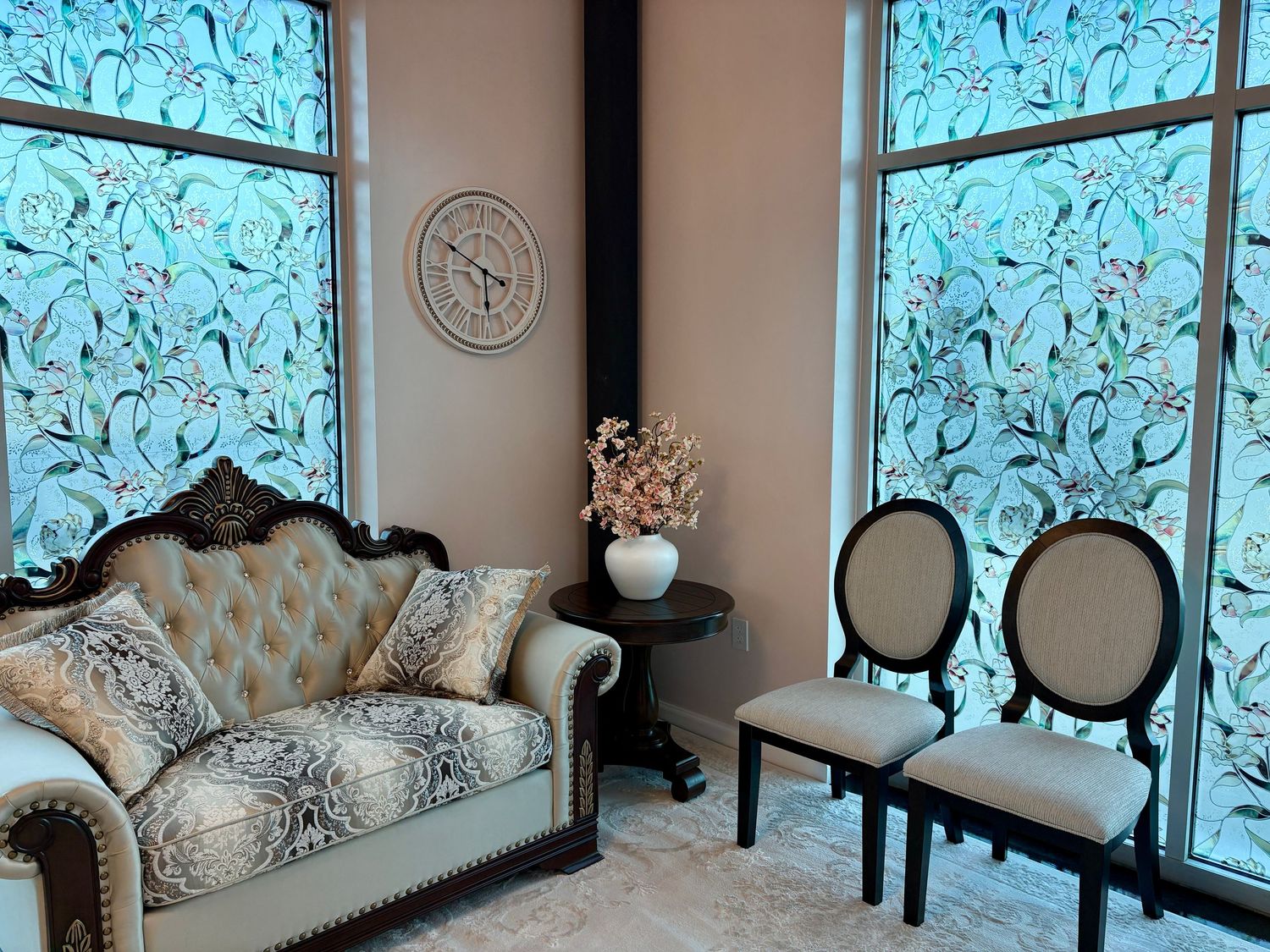 image of the southern chateau wedding venue bridal suite furniture