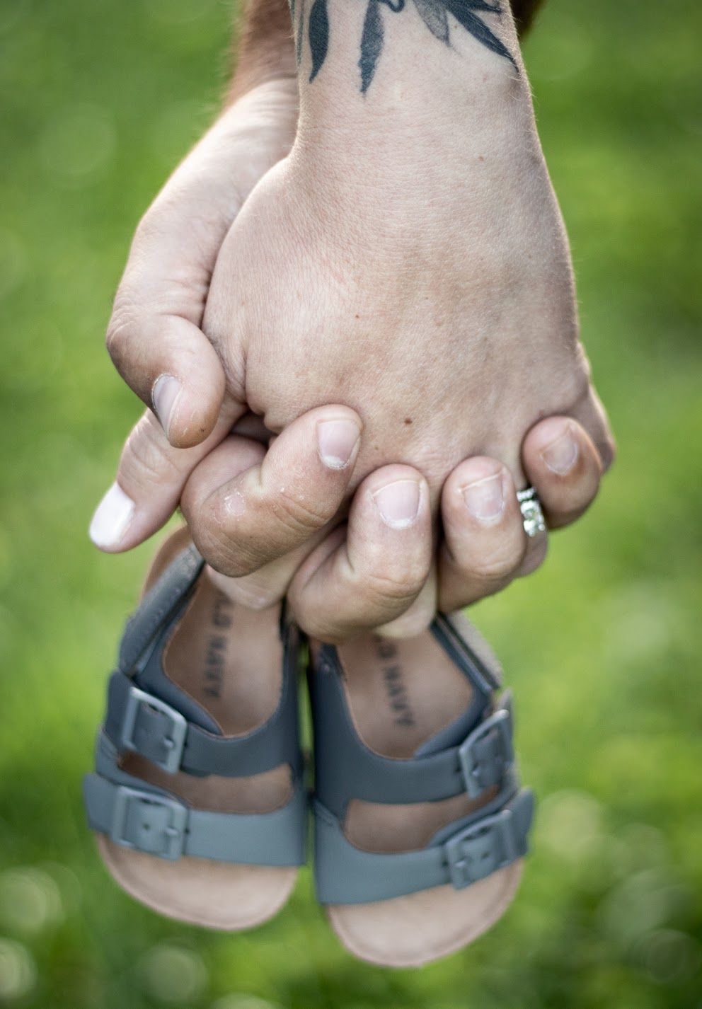 Cincinnati/ Northern Kentucky pregnancy announcement photo session, maternity photo