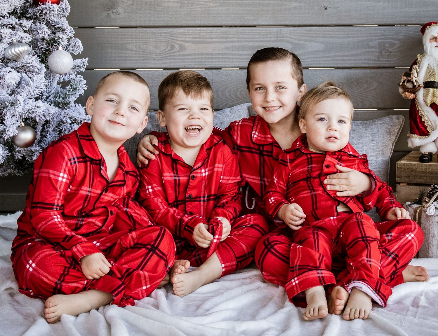Cincinnati/ Northern Kentucky family Christmas mini session