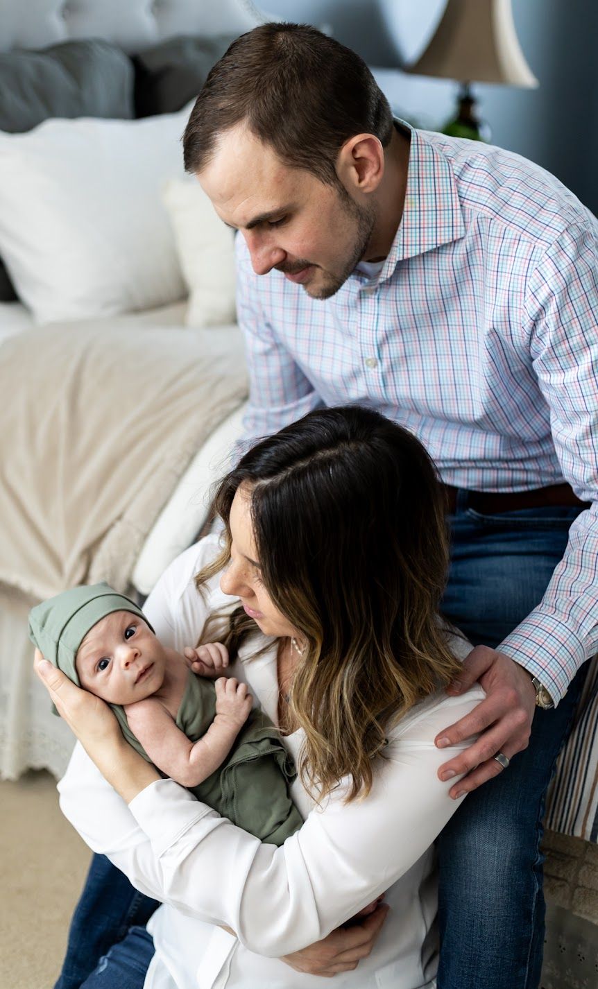 Cincinnati/ Northern Kentucky newborn lifestyle photo session