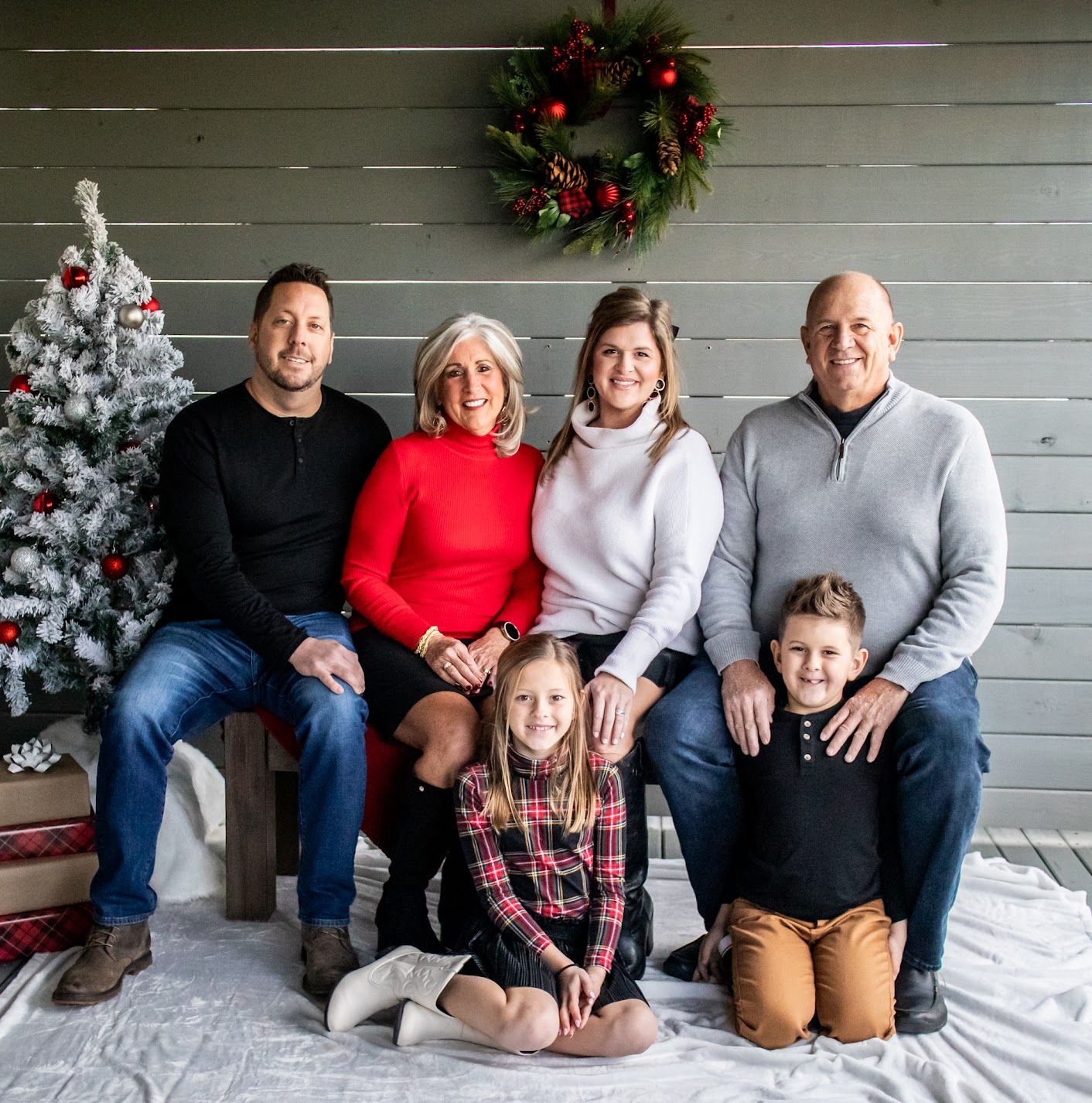 Cincinnati/ Northern Kentucky family Christmas mini session