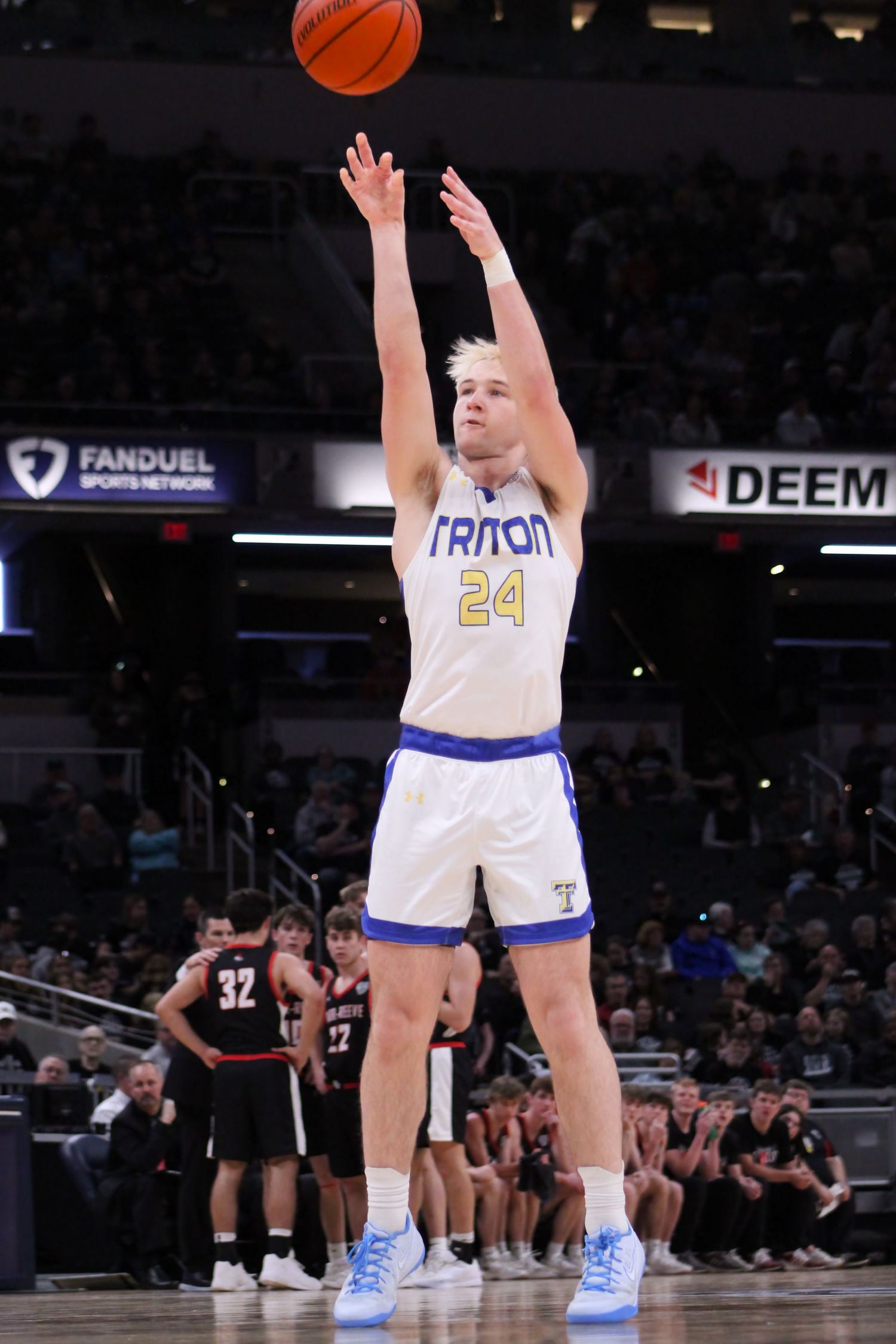 Triton H.S. (Bourbon) Varsity Basketball Player Brayden Wood shooting a free throw after a technical foul during the 1A State Championship