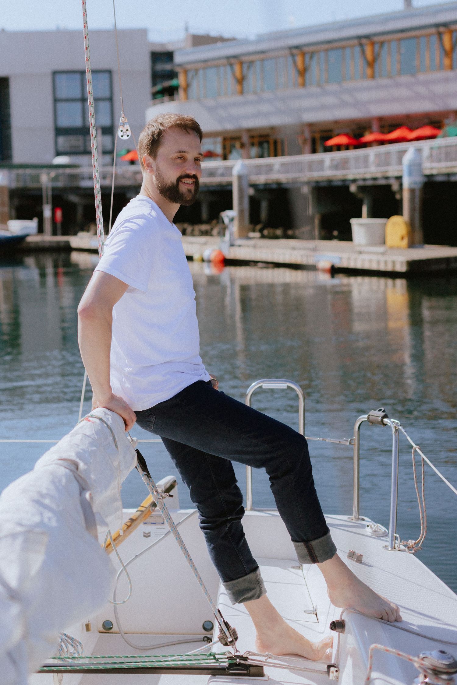 Seattle waterfront photos // Seattle lifestyle photography // Bell Harbor Marina // Seattle Sailing Photos