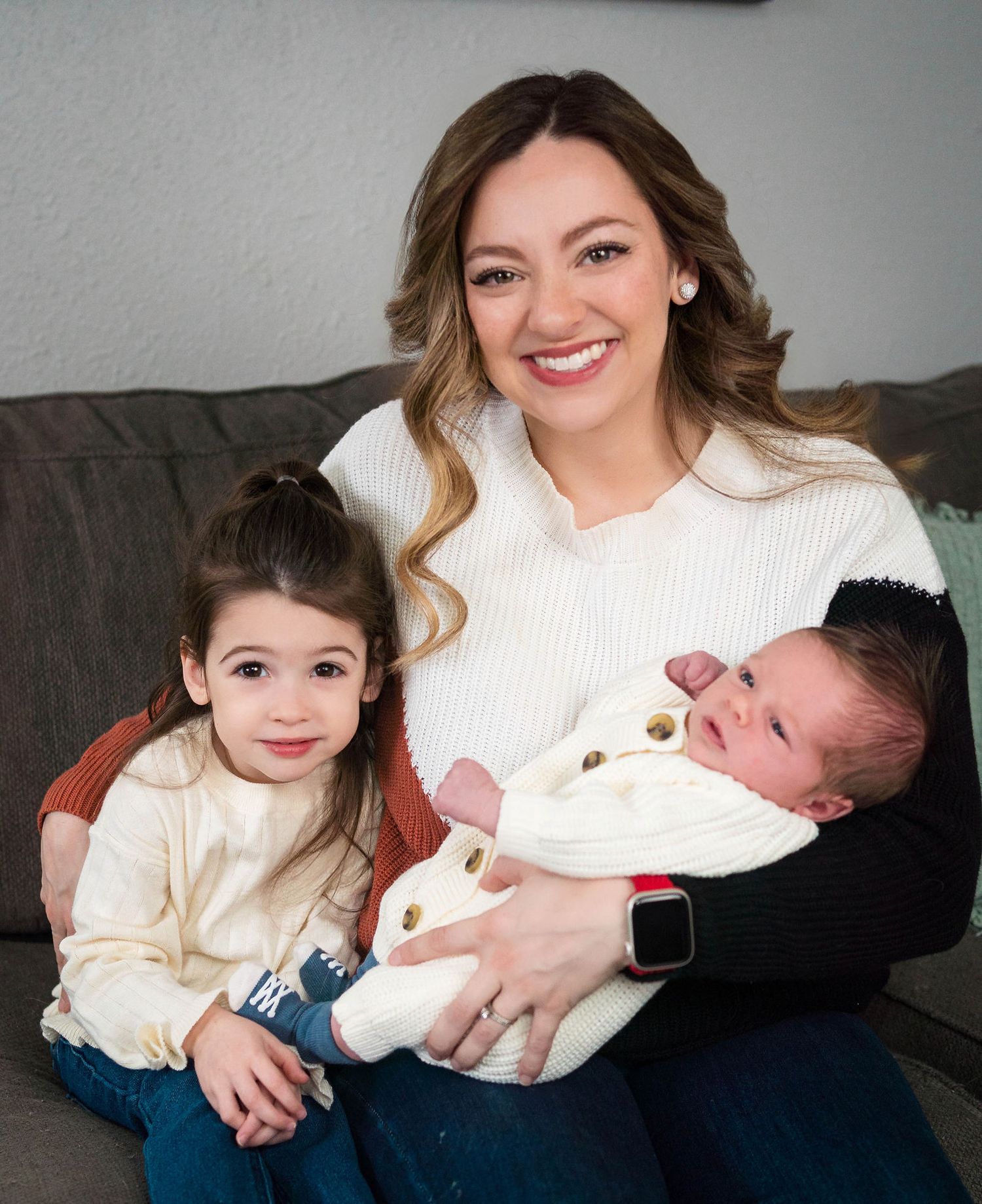 Knob noster family photographer specializing in maternity and newborn photography