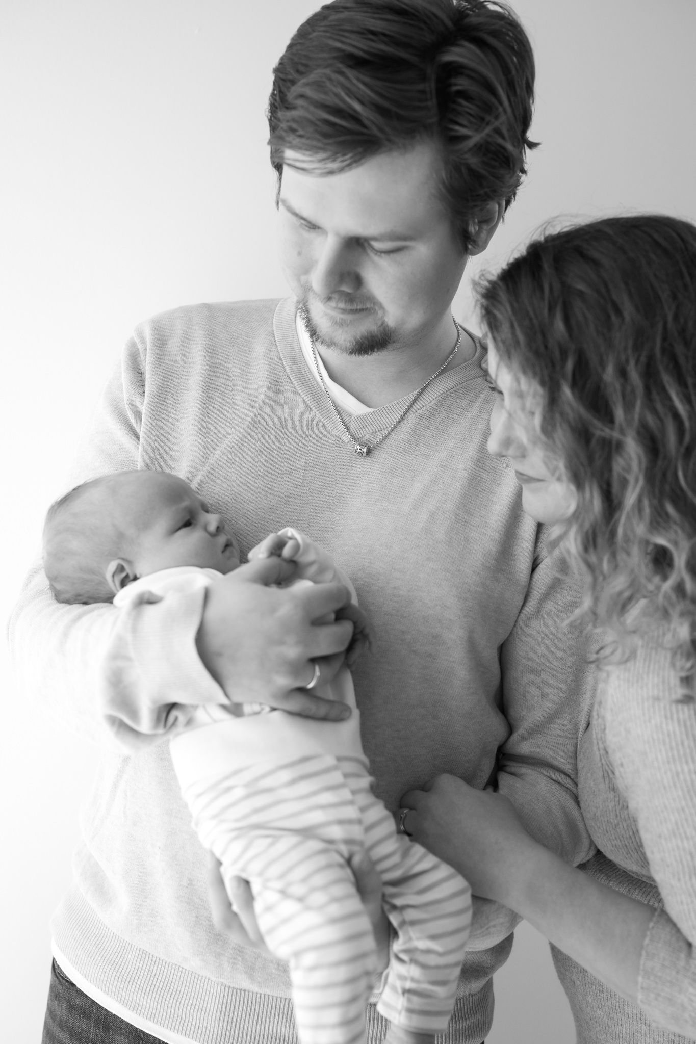Perkekuvaus. kuvausuusimaa. vastasyntyneenkuvaus, Newbornkuvausnurmijärvi. Newbornkuvaushelsinki.Newborn kuvaus studiolla Nurmijärvellä
