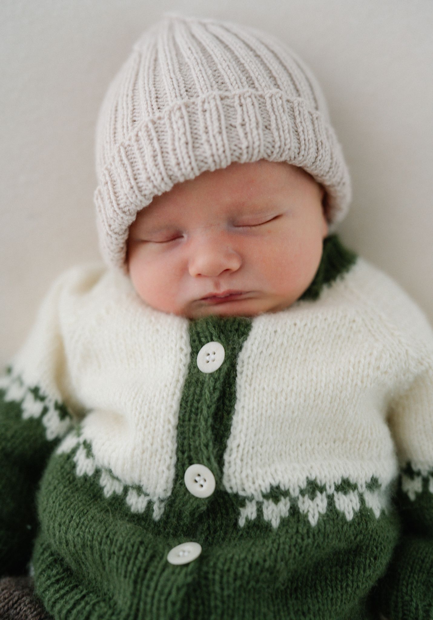 Perkekuvaus. kuvausuusimaa. vastasyntyneenkuvaus, Newbornkuvausnurmijärvi. Newbornkuvaushelsinki.Newborn kuvaus studiolla Nurmijärvellä