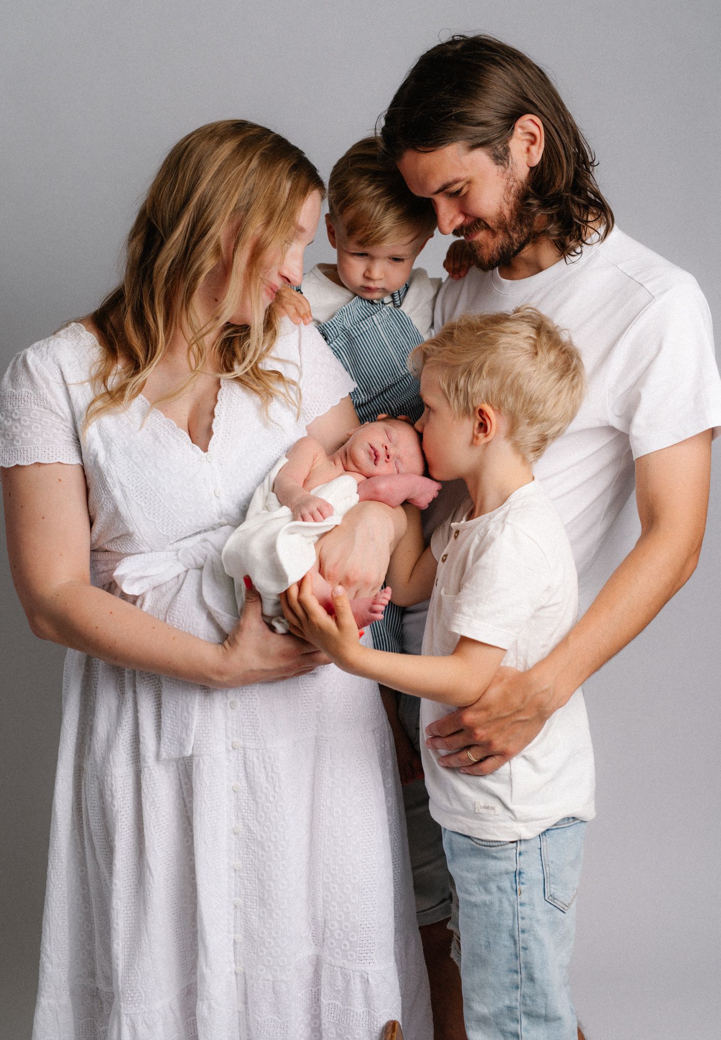 Perkekuvaus. kuvausuusimaa. vastasyntyneenkuvaus, Newbornkuvausnurmijärvi. Newbornkuvaushelsinki.Newborn kuvaus studiolla Nurmijärvellä
