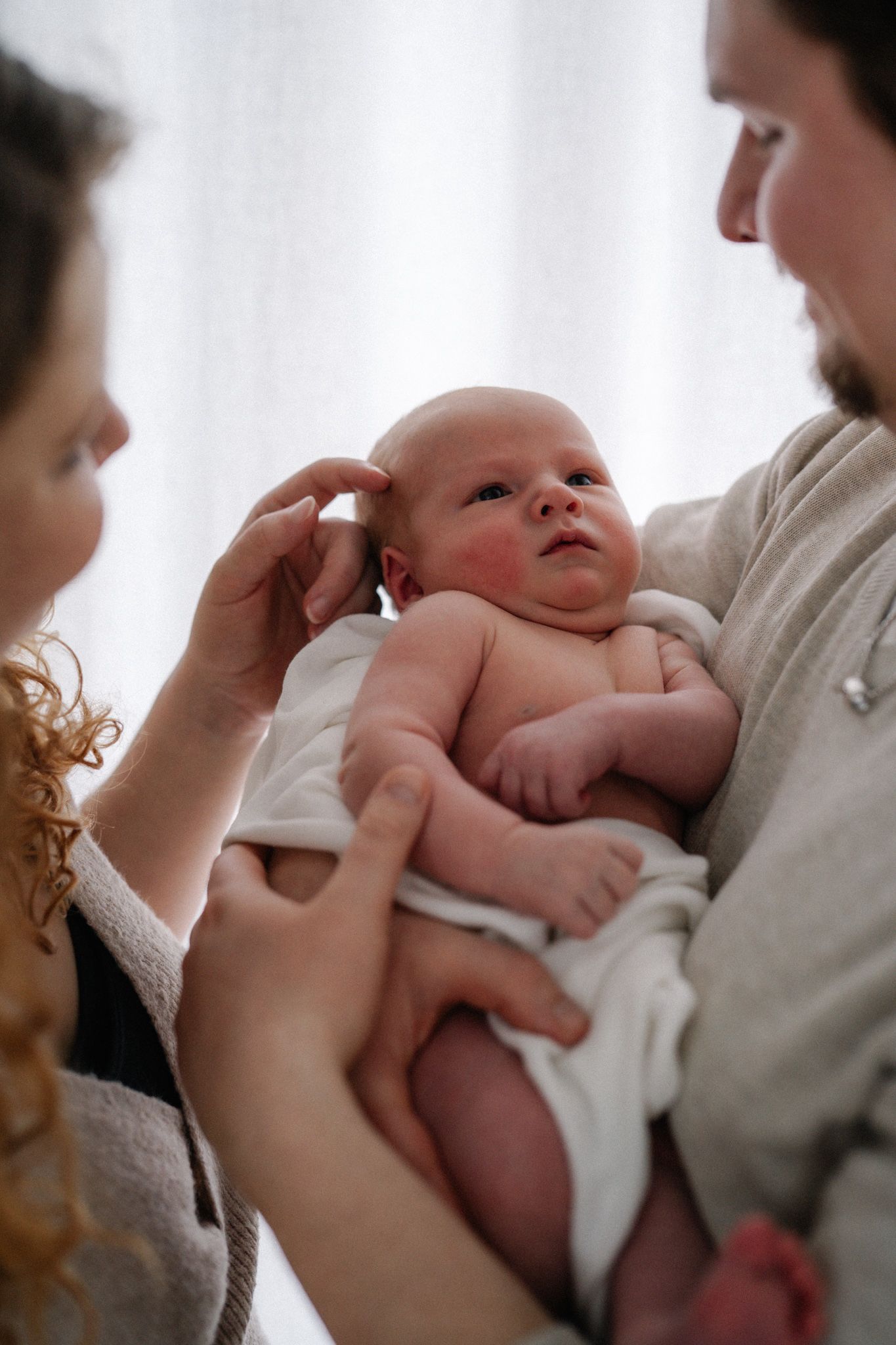 Perkekuvaus. kuvausuusimaa. vastasyntyneenkuvaus, Newbornkuvausnurmijärvi. Newbornkuvaushelsinki.Newborn kuvaus studiolla Nurmijärvellä