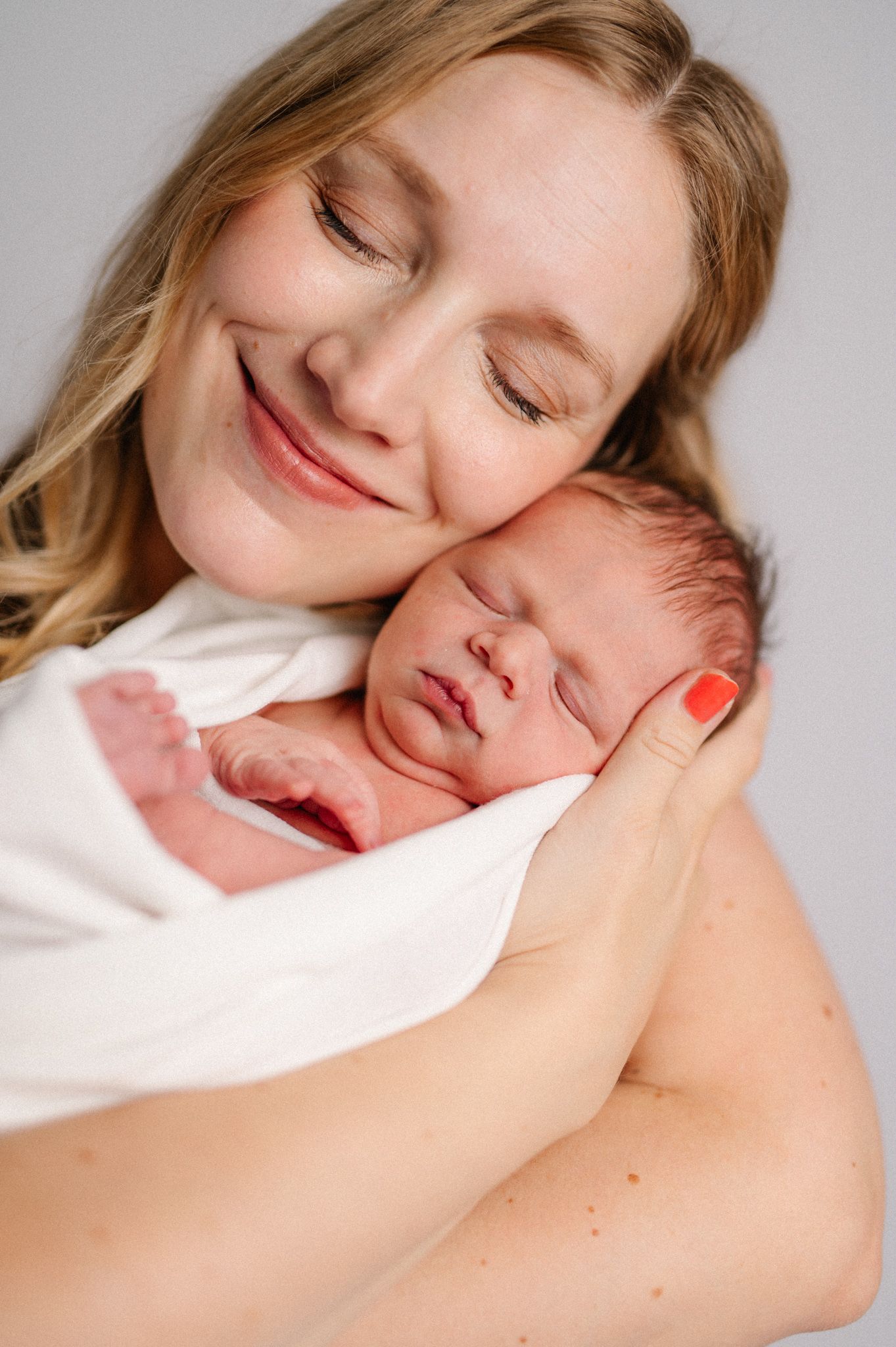 Perkekuvaus. kuvausuusimaa. vastasyntyneenkuvaus, Newbornkuvausnurmijärvi. Newbornkuvaushelsinki.Newborn kuvaus studiolla Nurmijärvellä