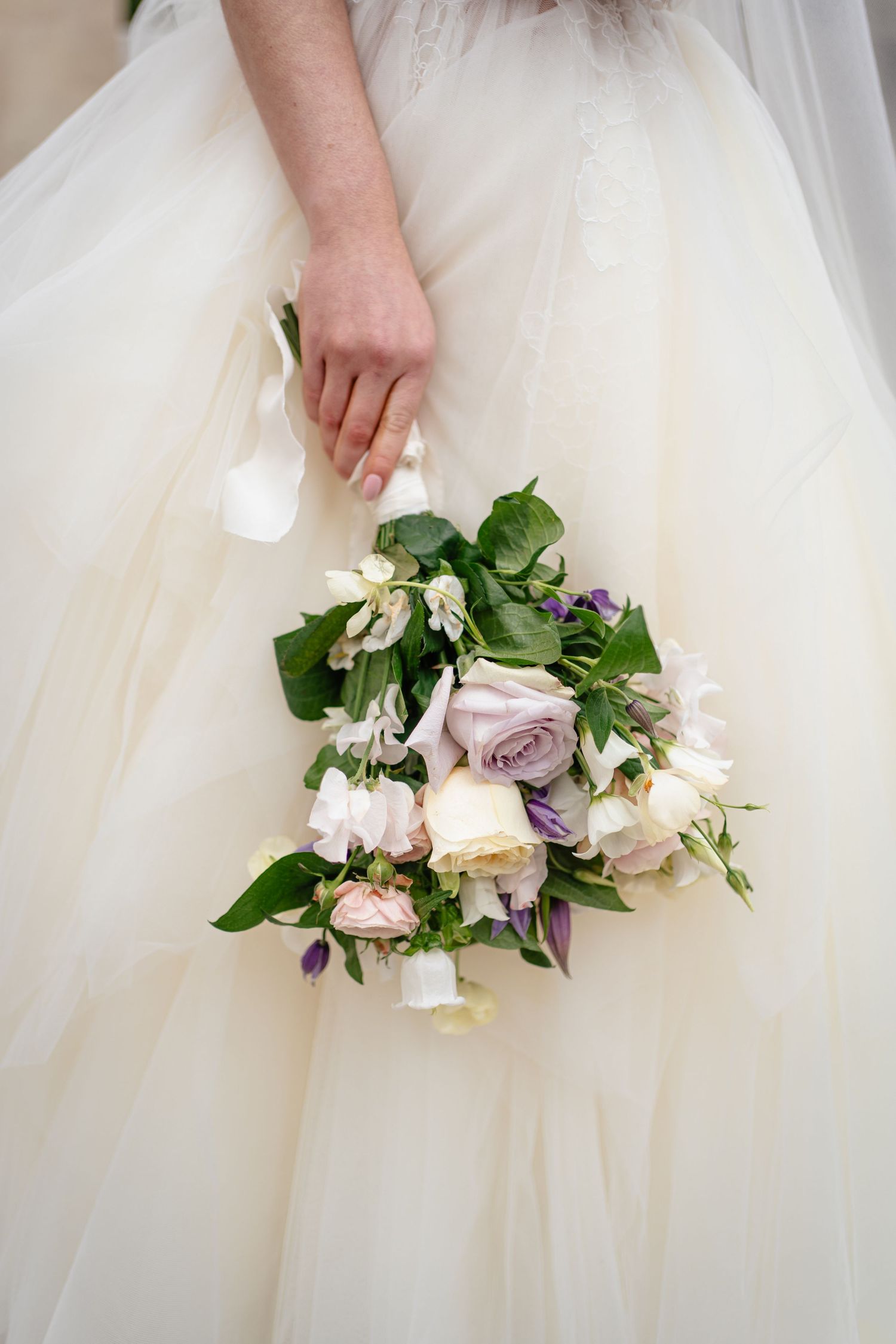 Dami Hassan Luxury wedding photographer - bouquet