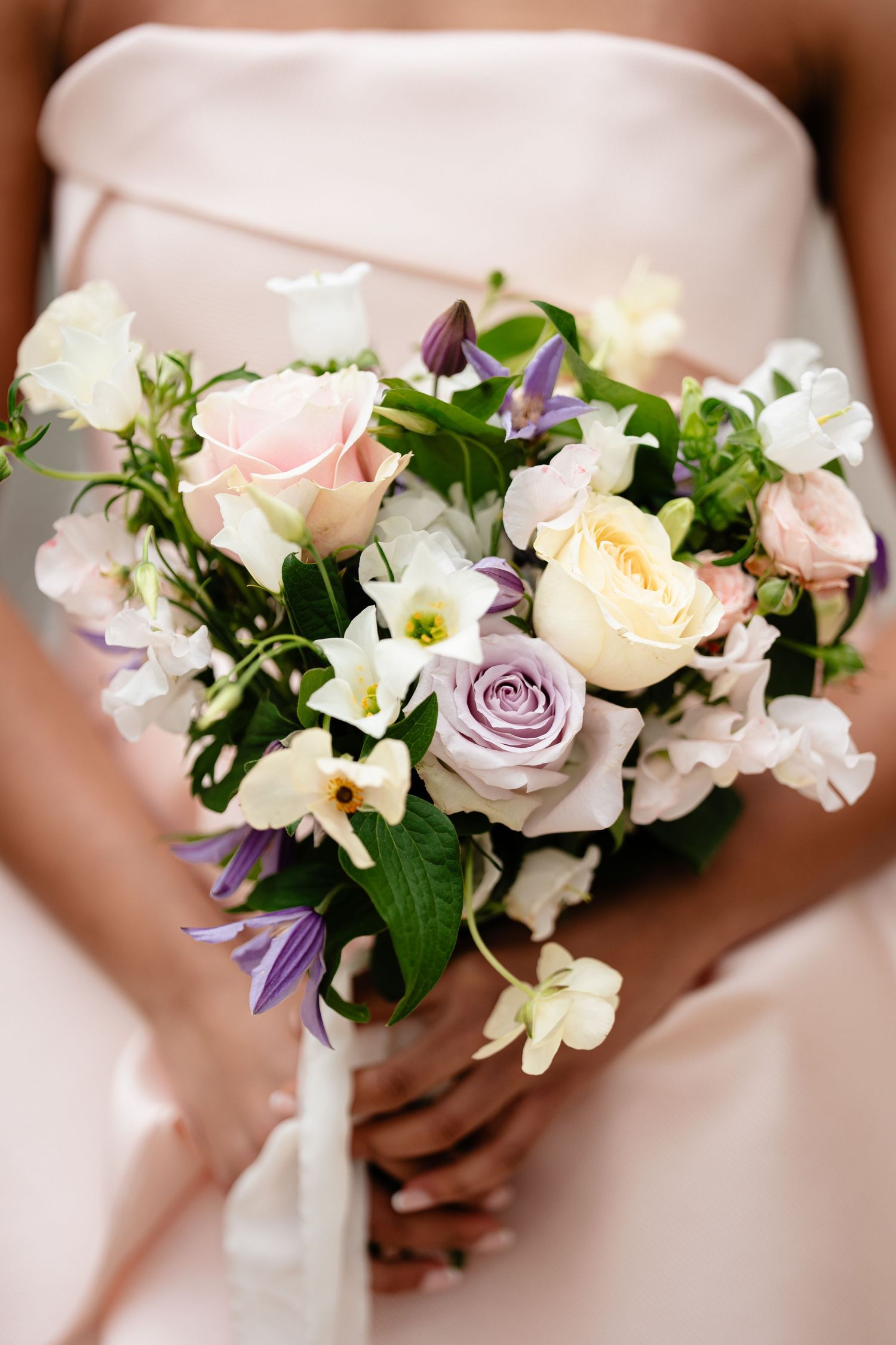 Dami Hassan Luxury wedding photographer - bouquet