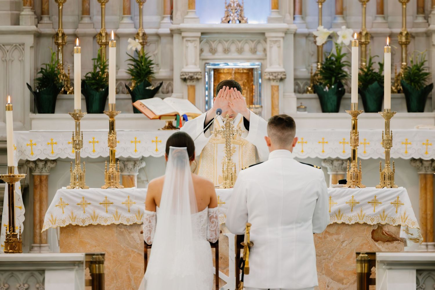 immaculate conception Jacksonville wedding, catholic wedding photography, Florida catholic wedding photographers