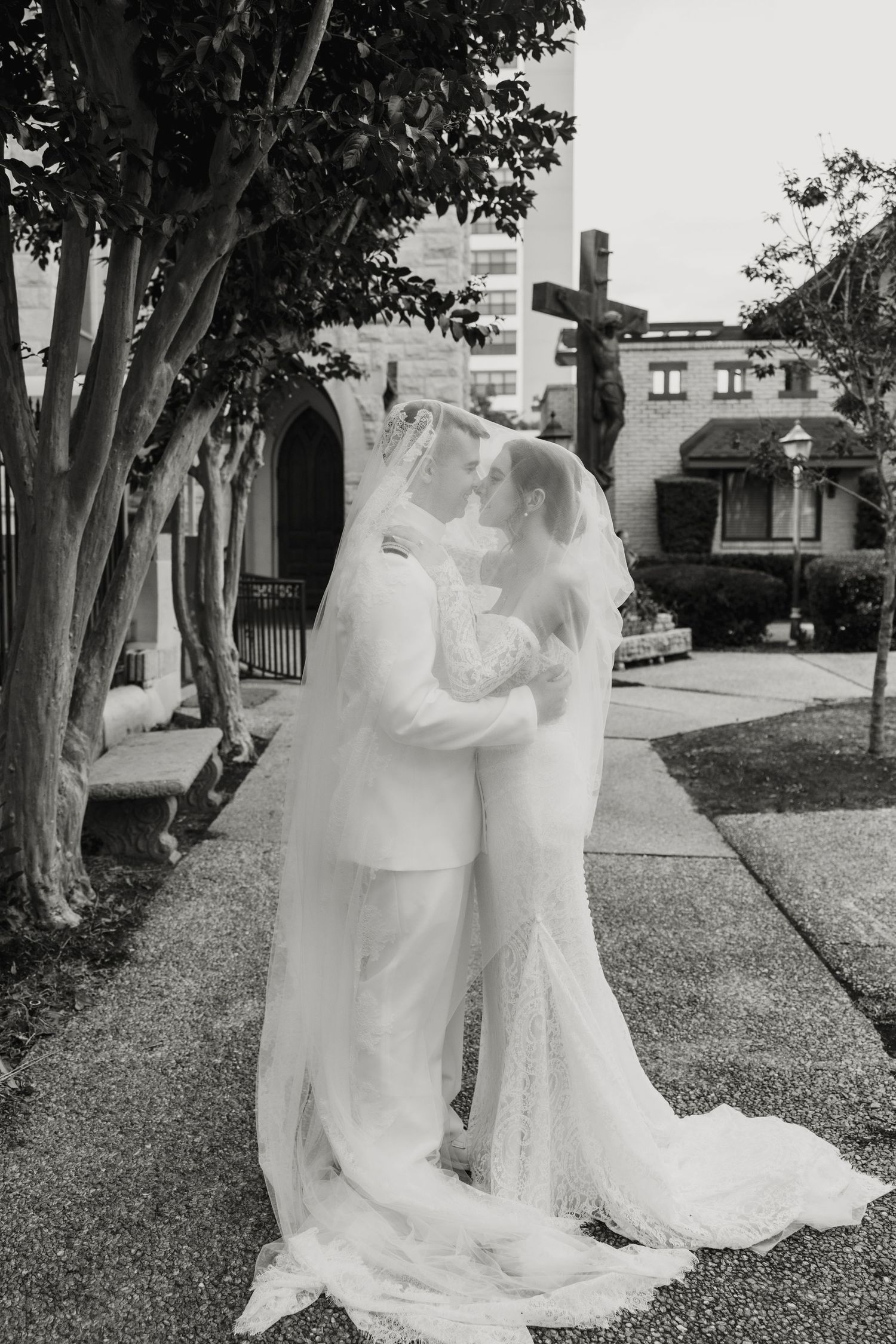 immaculate conception Jacksonville wedding, catholic wedding photography, Florida catholic wedding photographers, the delac collective