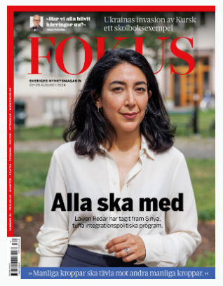 Tidskriftsomslag med redaktionella layouter i vita och röda färgscheman