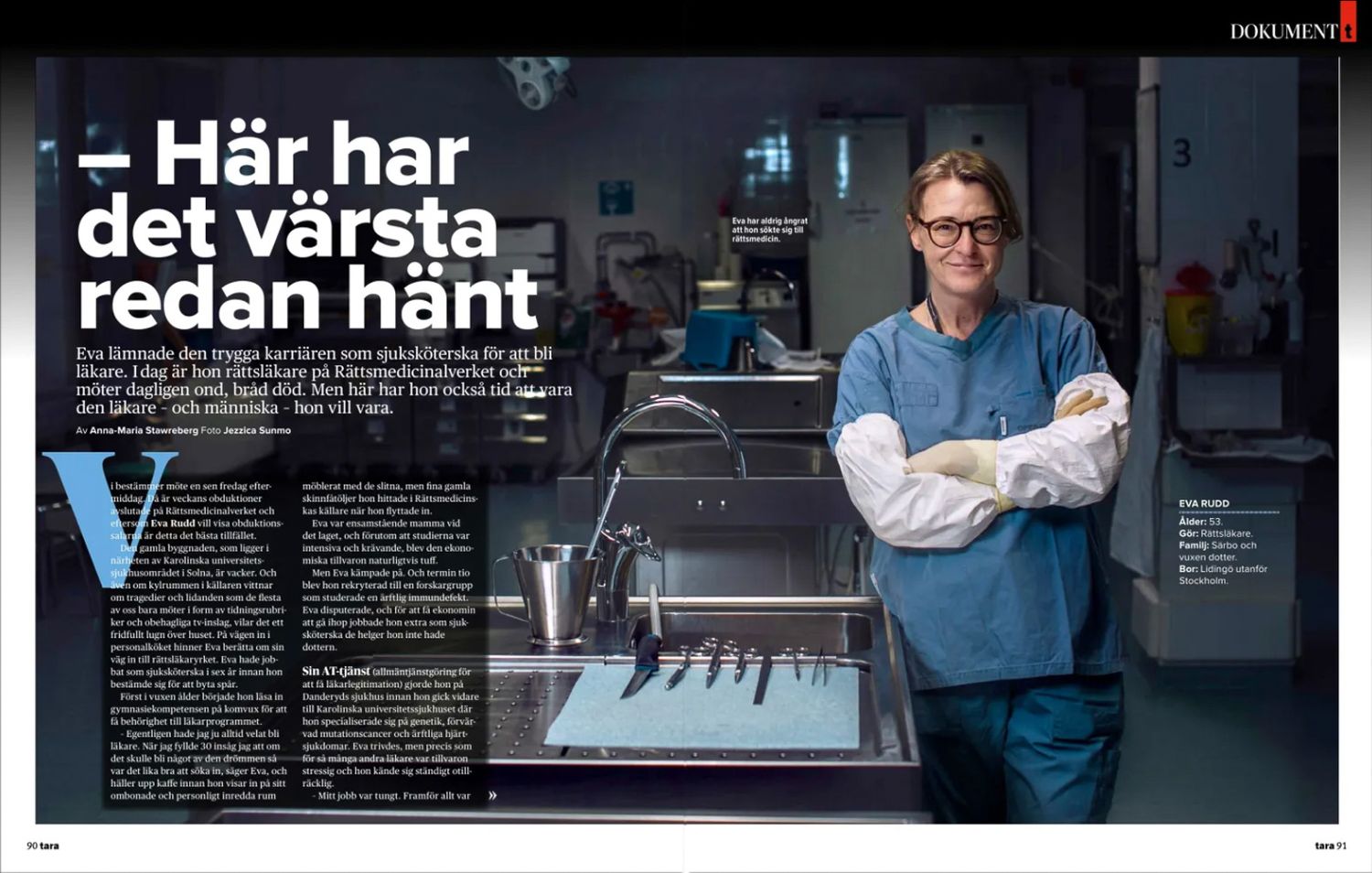 Tidningsuppslag som visar laboratorium eller teknisk arbetsyta med blå toner